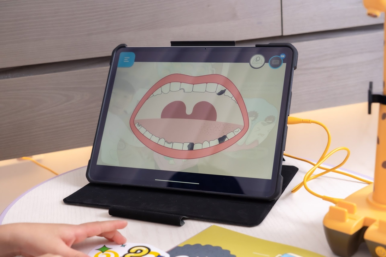 讓孩子愛上閱讀！【AR pedia虛實互動式英文繪本。中英發音】AR Words英語角色扮演+迪士尼互動繪本｜導讀電子書+茜茜延伸教材+學習單