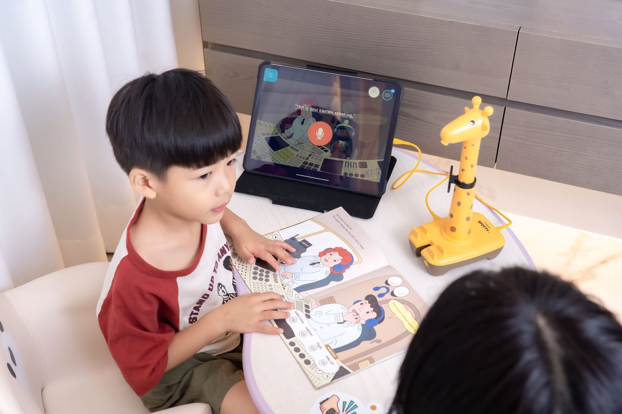 讓孩子愛上閱讀！【AR pedia虛實互動式英文繪本。中英發音】AR Words英語角色扮演+迪士尼互動繪本｜導讀電子書+茜茜延伸教材+學習單