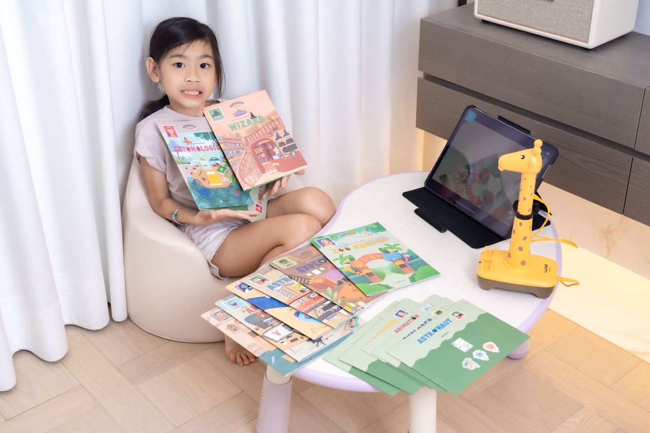 讓孩子愛上閱讀！【AR pedia虛實互動式英文繪本。中英發音】AR Words英語角色扮演+迪士尼互動繪本｜導讀電子書+茜茜延伸教材+學習單