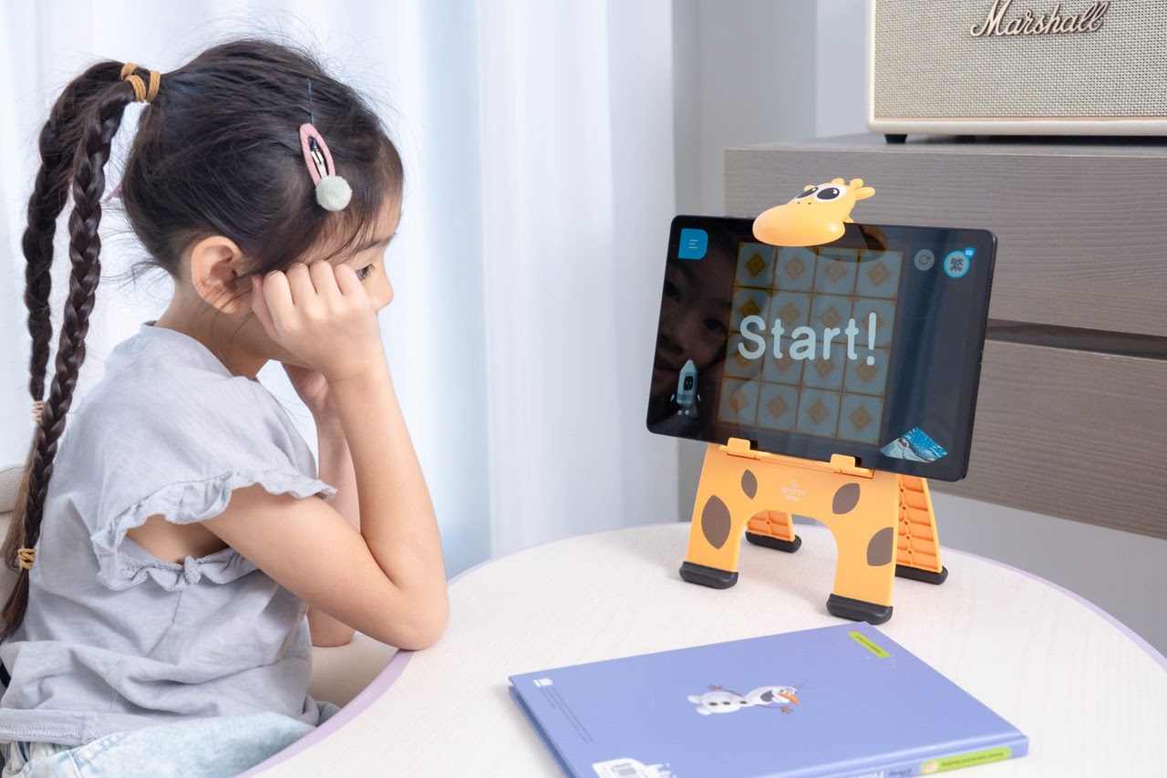 讓孩子愛上閱讀！【AR pedia虛實互動式英文繪本。中英發音】AR Words英語角色扮演+迪士尼互動繪本｜導讀電子書+茜茜延伸教材+學習單