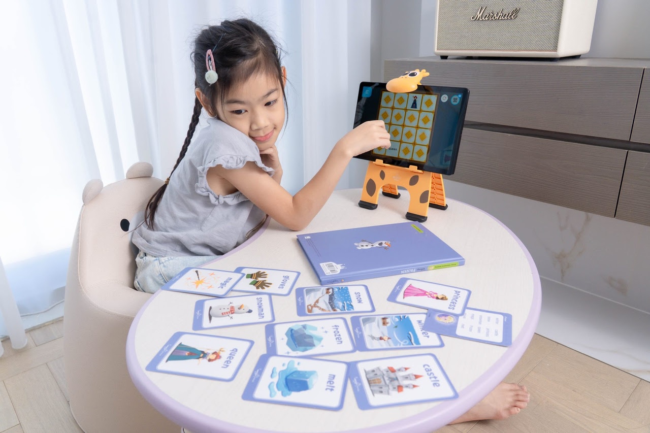 讓孩子愛上閱讀！【AR pedia虛實互動式英文繪本。中英發音】AR Words英語角色扮演+迪士尼互動繪本｜導讀電子書+茜茜延伸教材+學習單