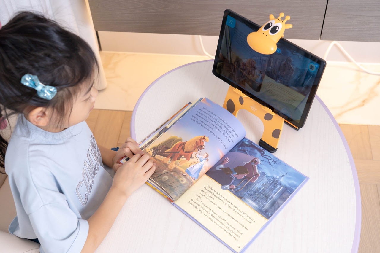 讓孩子愛上閱讀！【AR pedia虛實互動式英文繪本。中英發音】AR Words英語角色扮演+迪士尼互動繪本｜導讀電子書+茜茜延伸教材+學習單