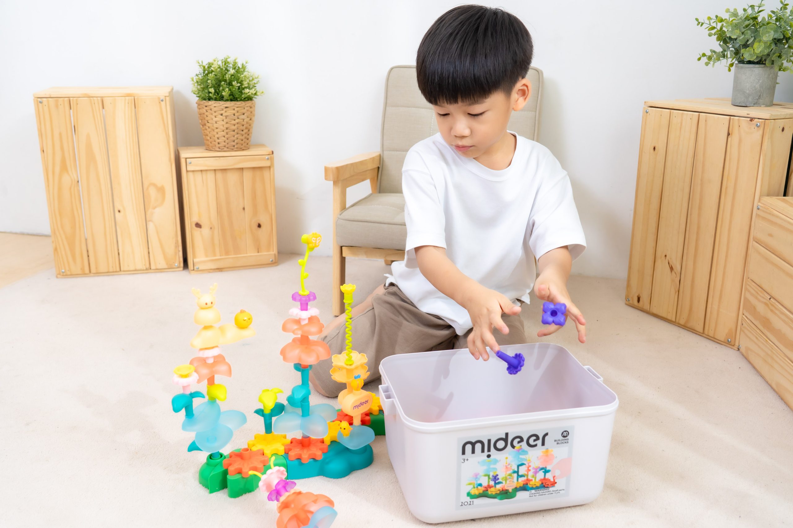 【MiDeer桌遊｜彩虹磁力棒。阿基米德積木。靜音球。雪花片。體能五感。親子桌遊。擬真動物。廚房木玩。投影故事機。DIY手飾】2025秋季新品上市！