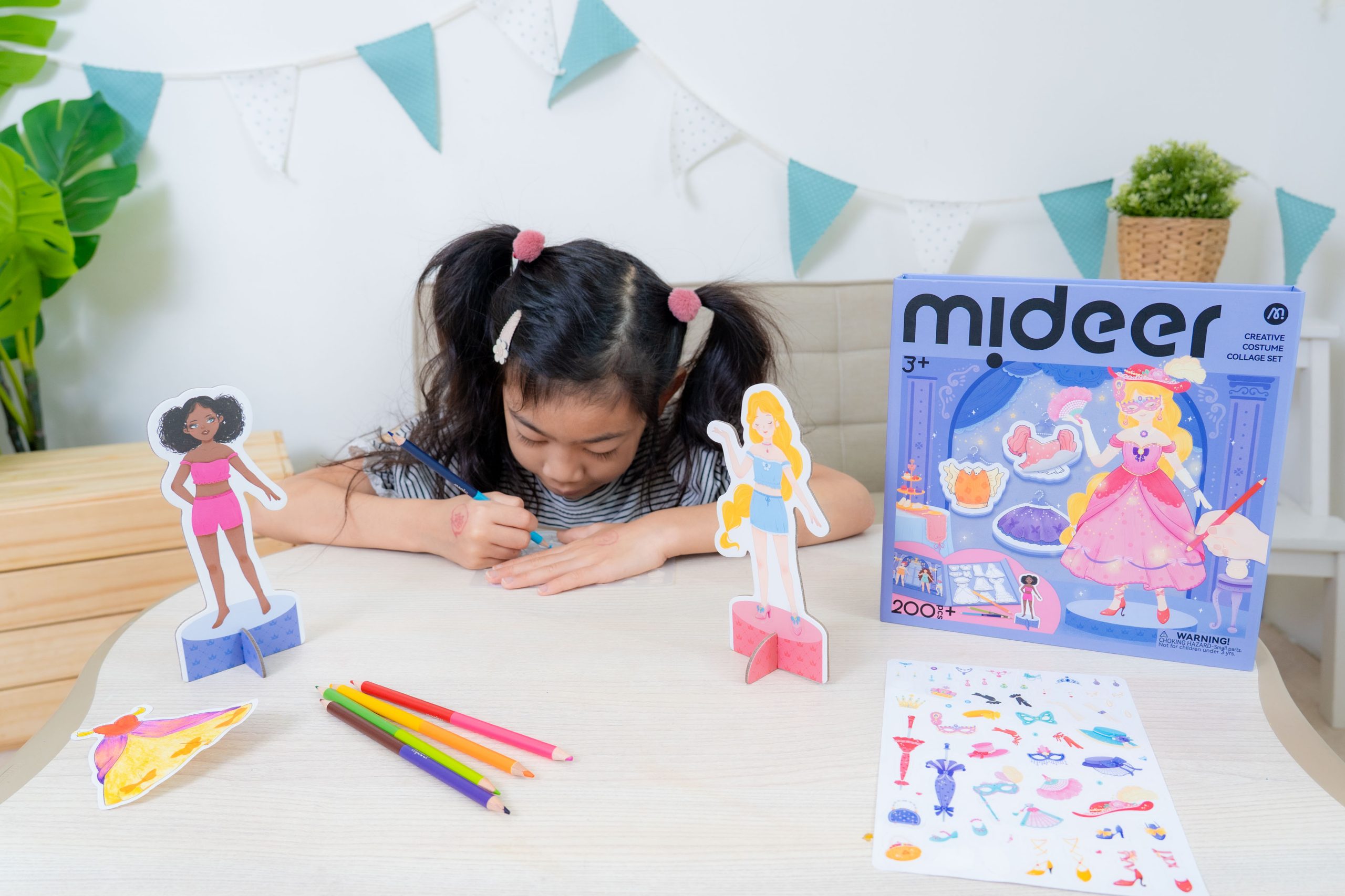 【MiDeer桌遊｜彩虹磁力棒。阿基米德積木。靜音球。雪花片。體能五感。親子桌遊。擬真動物。廚房木玩。投影故事機。DIY手飾】2025秋季新品上市！