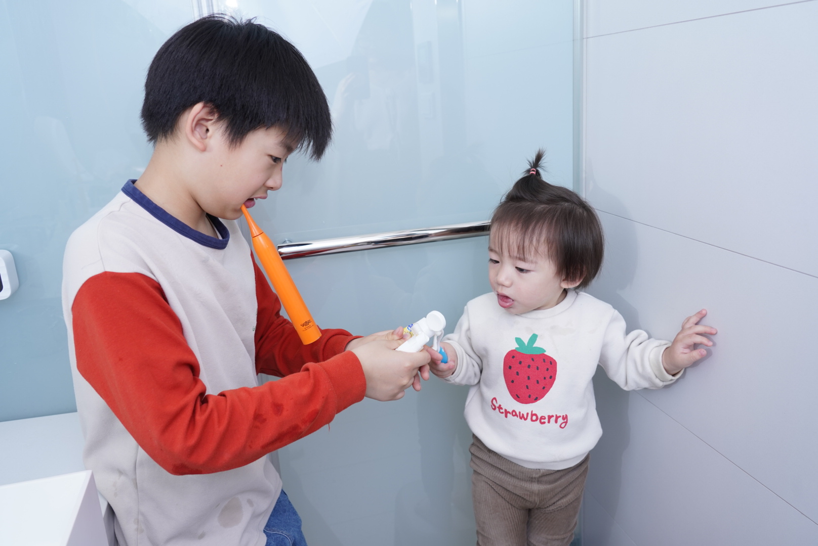 寶貝牙齒怎麼刷？【0~12Y五階段口腔保健全攻略】｜茜茜育兒好文