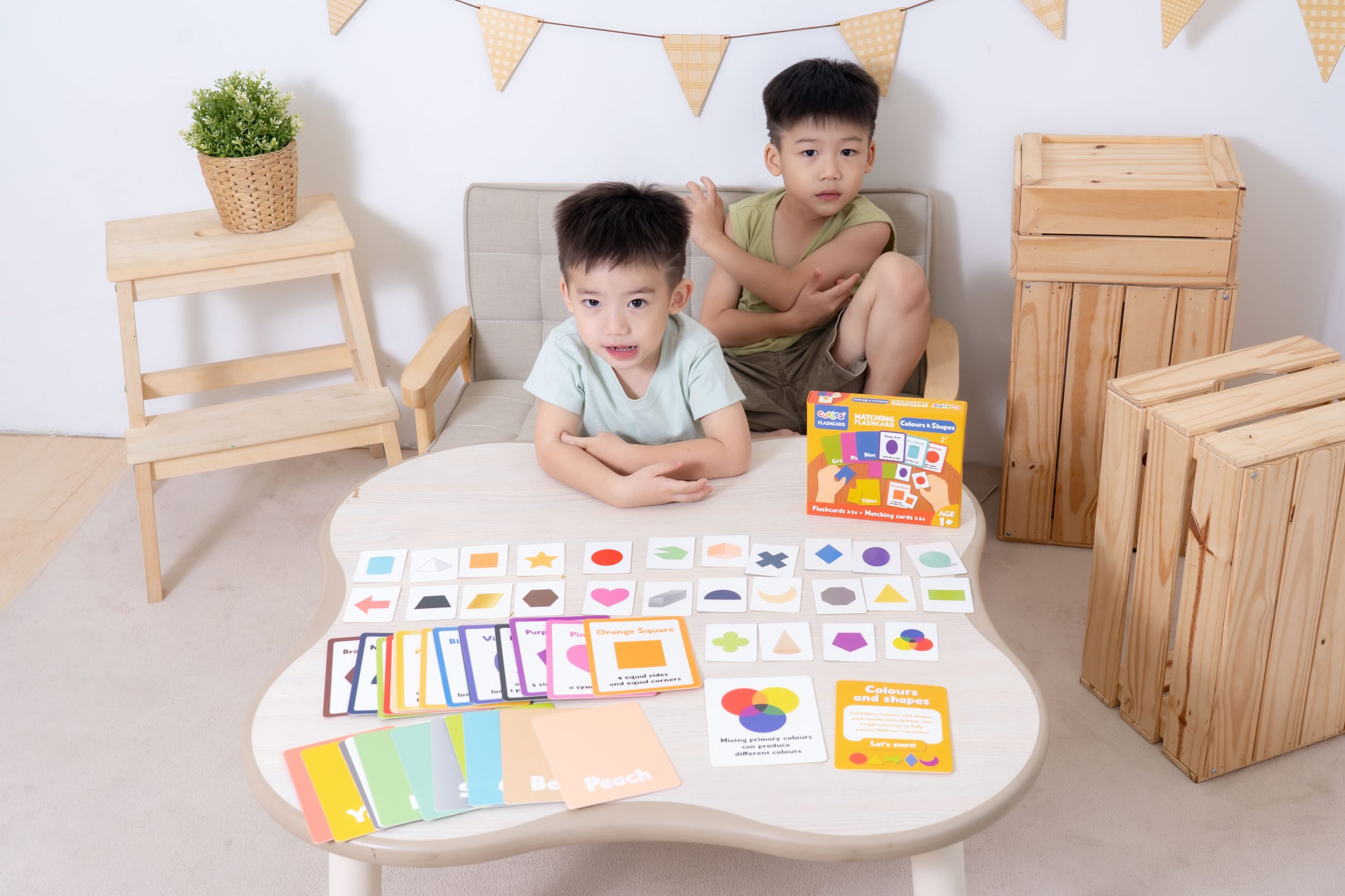 孩子玩得開心、學得更快！【Curios認知圖卡、配對拼圖、學習遊戲盒】茜茜獨家送音檔