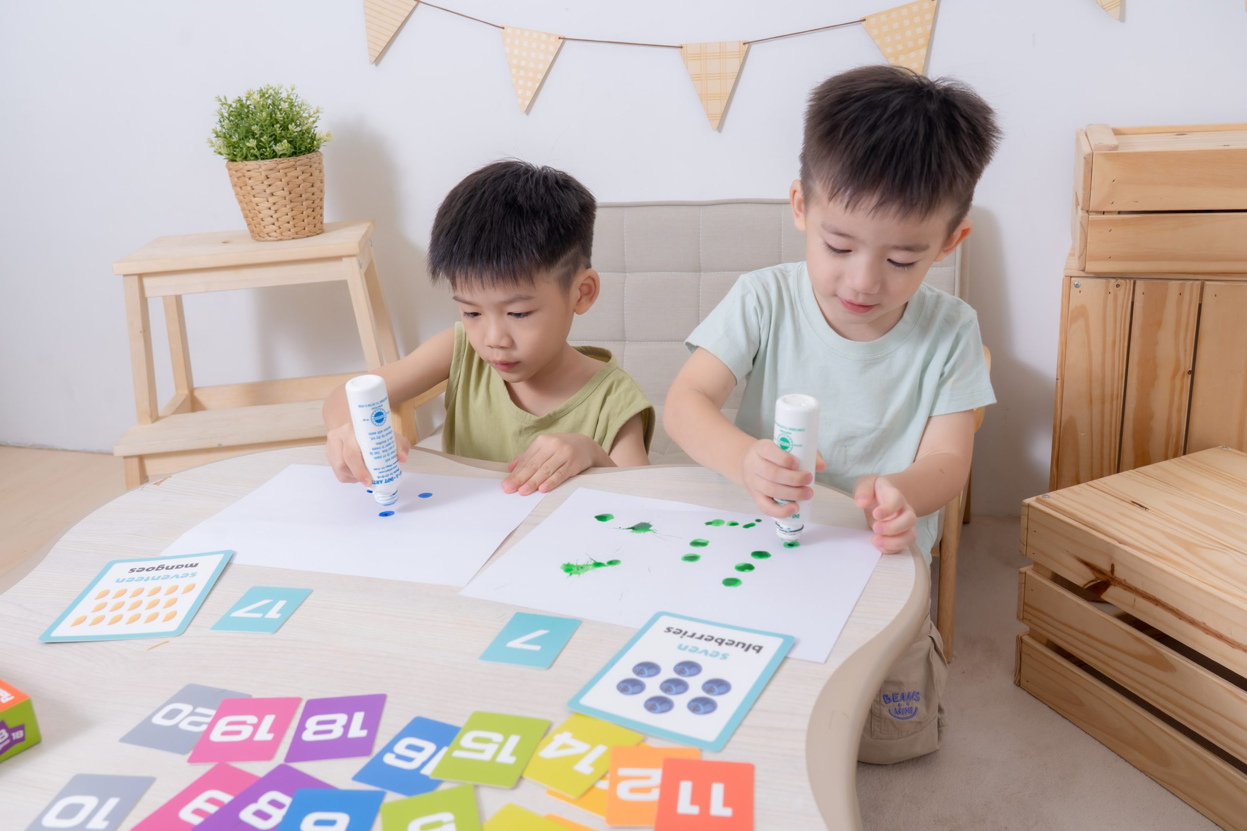 孩子玩得開心、學得更快！【Curios認知圖卡、配對拼圖、學習遊戲盒】茜茜獨家送音檔