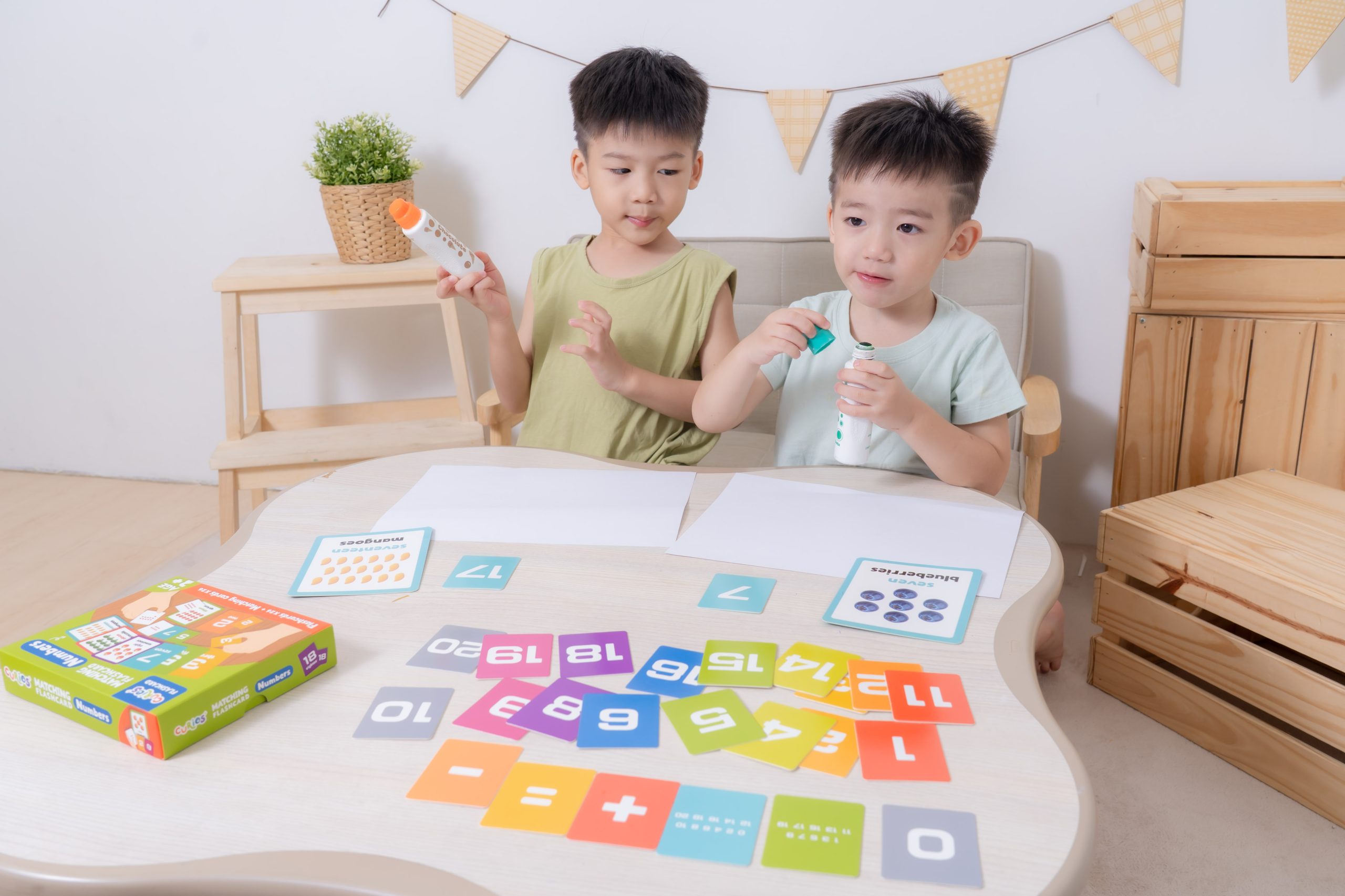 孩子玩得開心、學得更快！【Curios認知圖卡、配對拼圖、學習遊戲盒】茜茜獨家送音檔