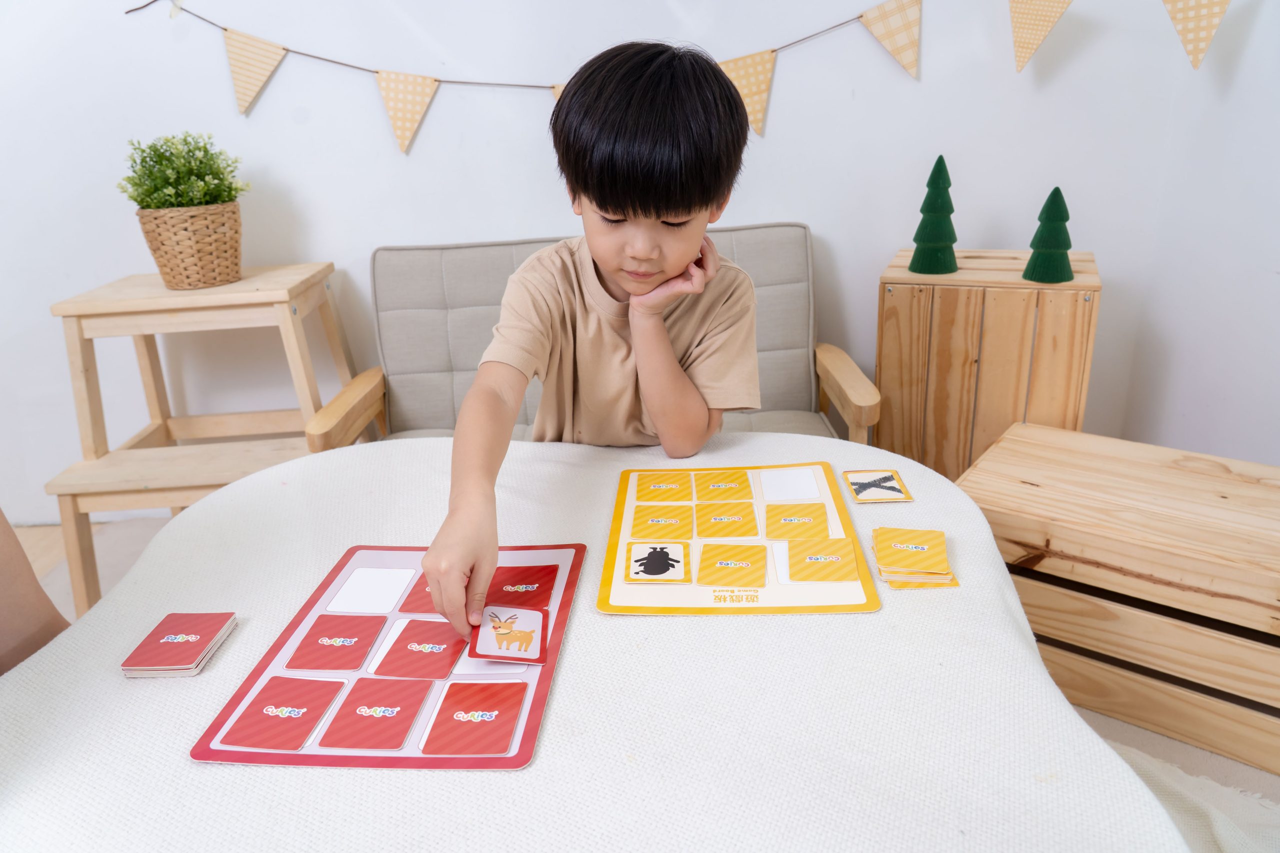 孩子玩得開心、學得更快！【Curios認知圖卡、配對拼圖、學習遊戲盒】茜茜獨家送音檔