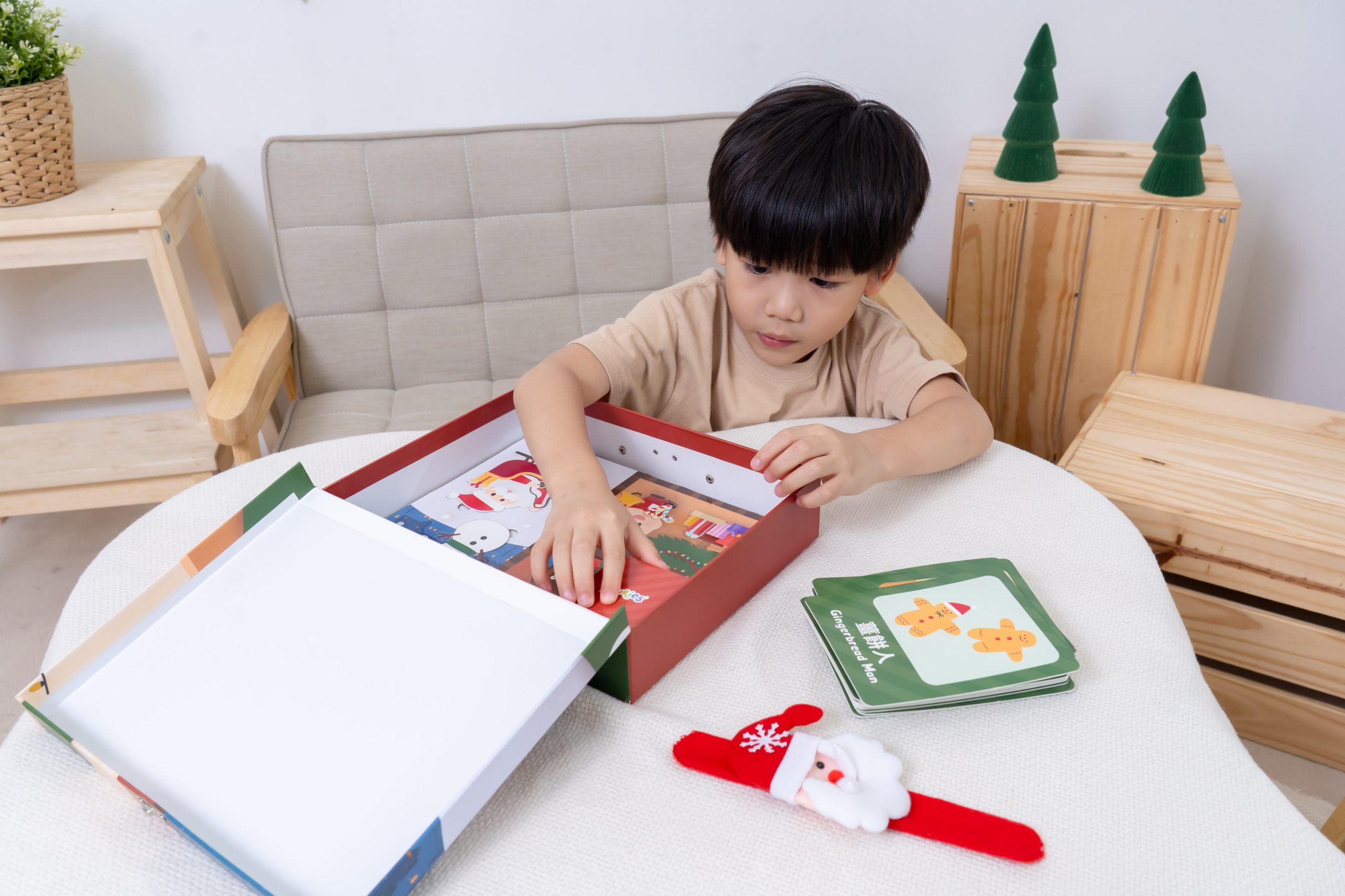 孩子玩得開心、學得更快！【Curios認知圖卡、配對拼圖、學習遊戲盒】茜茜獨家送音檔