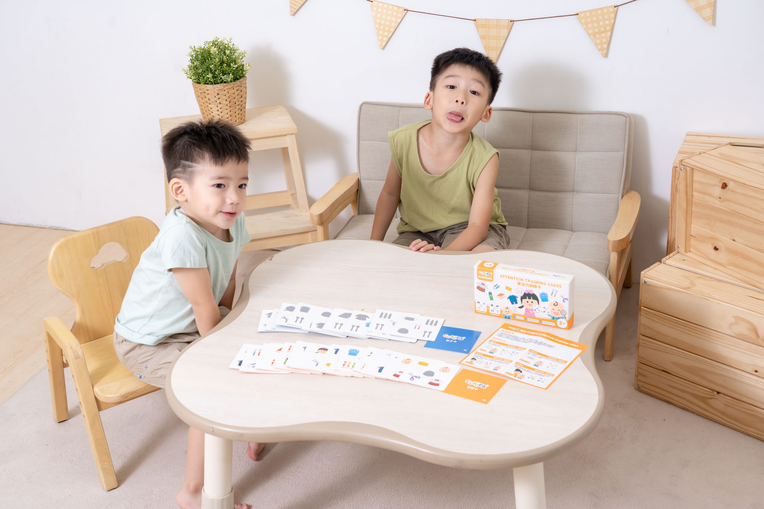 孩子玩得開心、學得更快！【Curios認知圖卡、配對拼圖、學習遊戲盒】茜茜獨家送音檔
