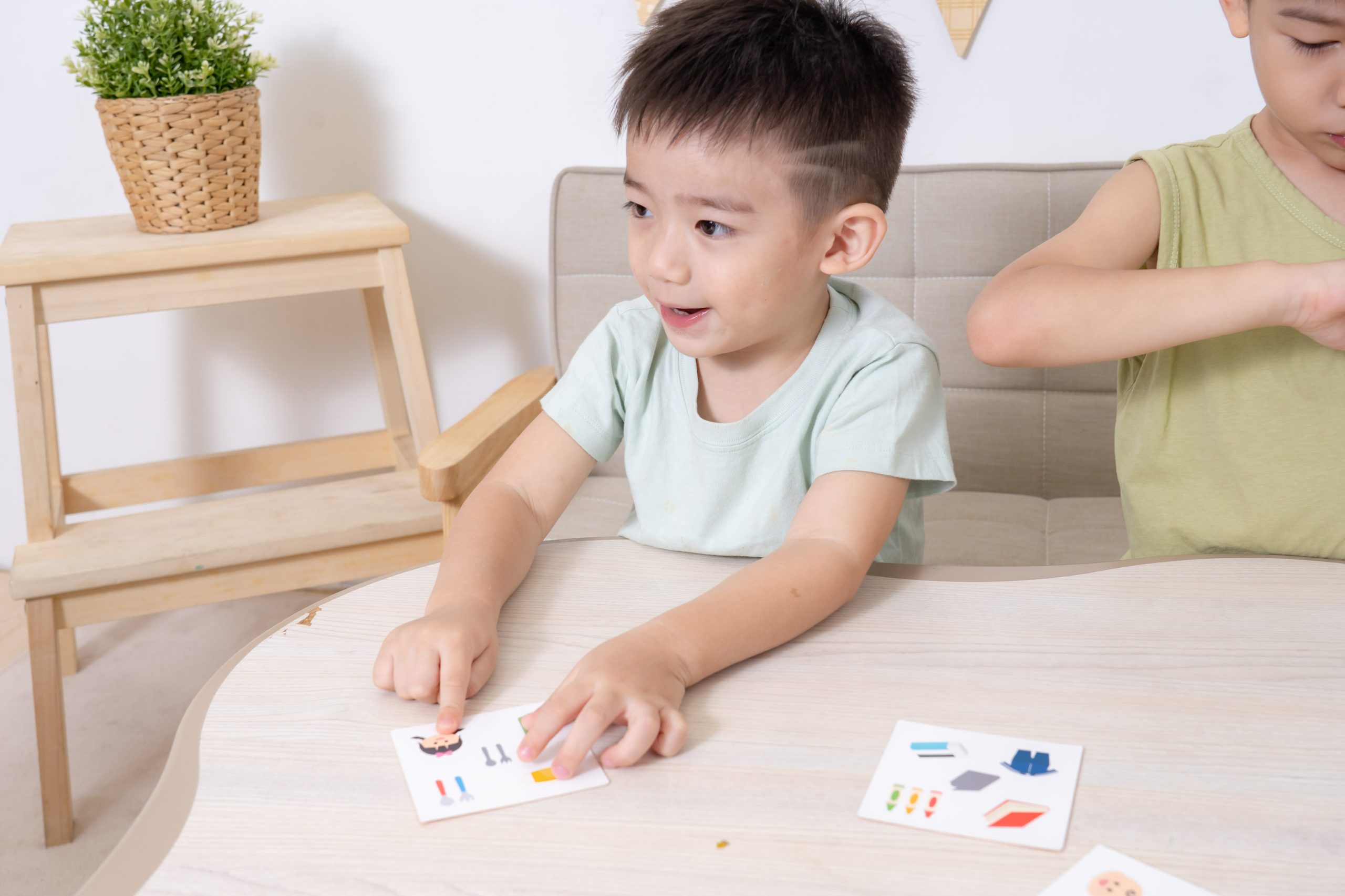 孩子玩得開心、學得更快！【Curios認知圖卡、配對拼圖、學習遊戲盒】茜茜獨家送音檔