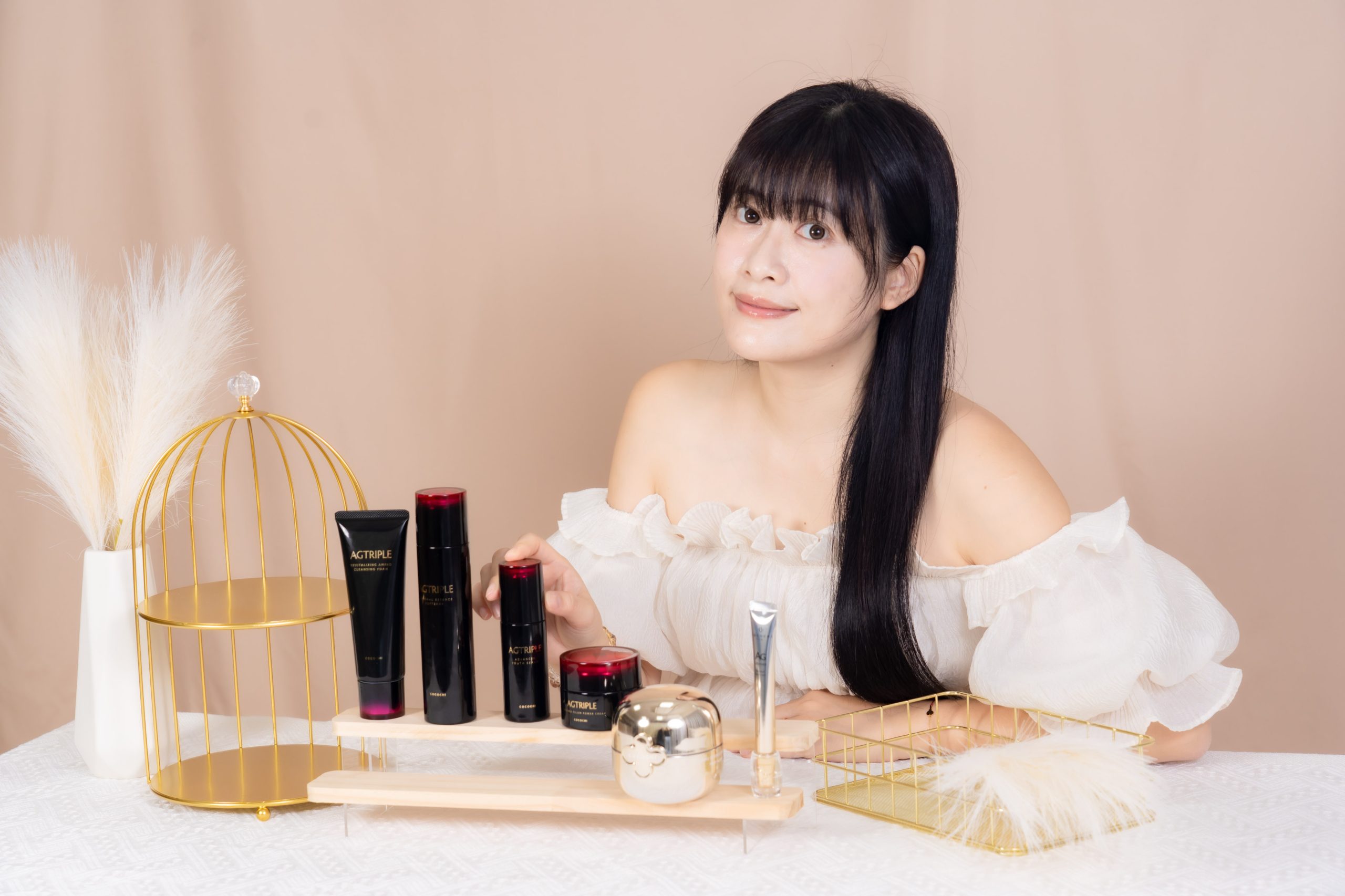 擺脫媽味+找回青春!【茜茜抗老三部曲:保濕抗糖、支撐力、立體度】日本COCOCHI+20BD+日本NIPPI+美國美膚儀 擺脫媽味+找回青春!【茜茜抗老三部曲:保濕抗糖、支撐力、立體度】日本COCOCHI+20BD+日本NIPPI+美國美膚儀
