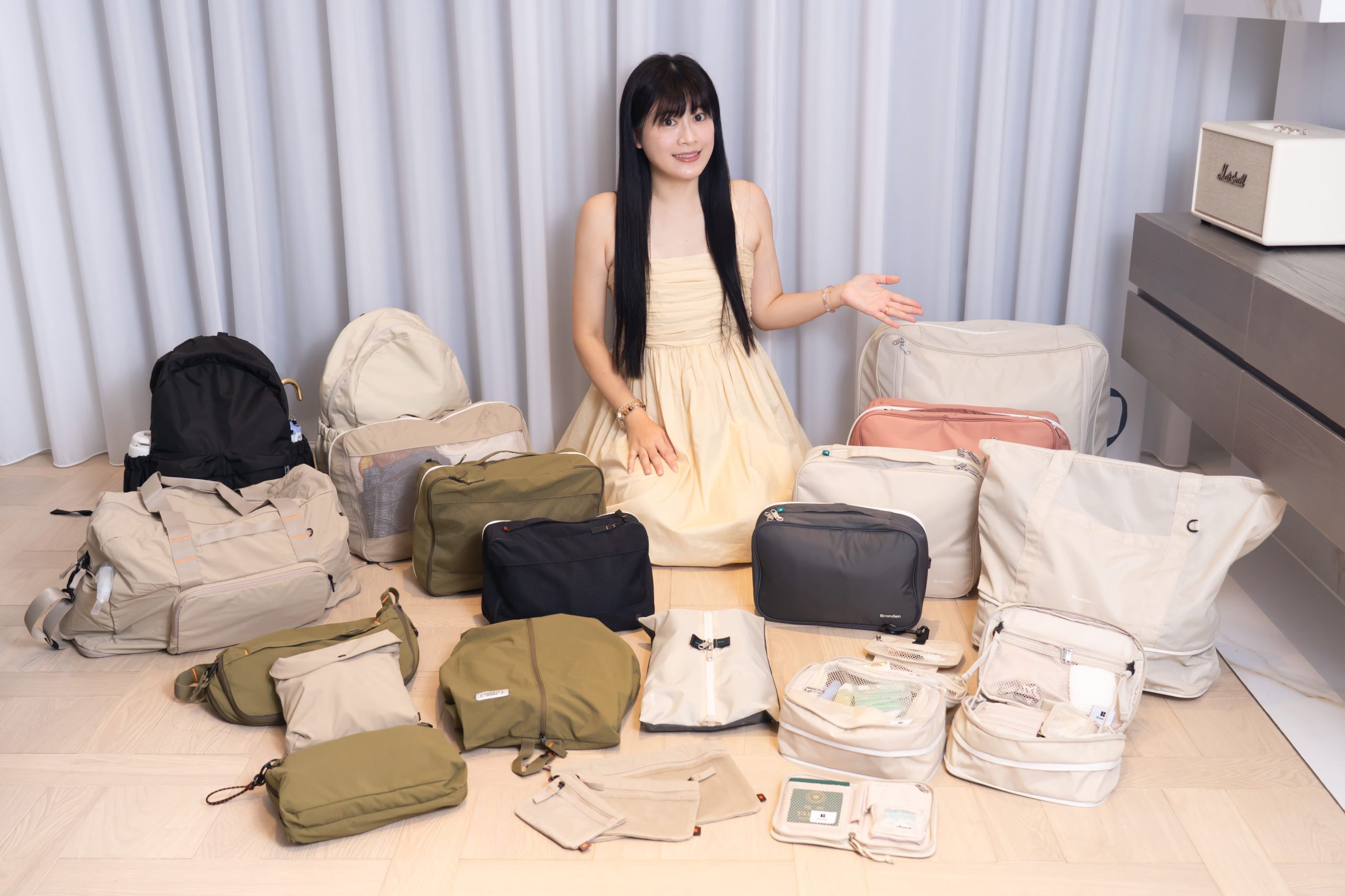 超神！拉鍊一拉多出40%收納空間！【韓國Branden收納專家｜最新二代系列＋Lite超輕量系列】壓縮收納袋(衣物/寢具/外套)。盥洗包。化妝包。護照包。防盜背包。鞋袋