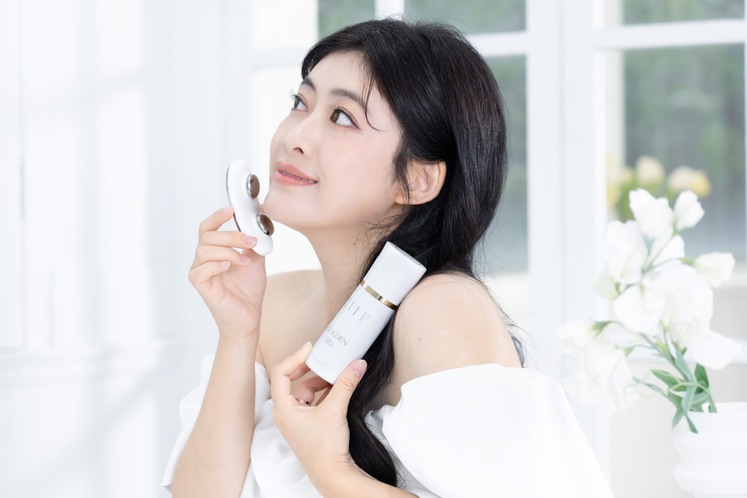 無痛也能拉升線條?【美國ZIIP HALO專利奈米微電流美膚儀】真的能讓臉Q彈、輪廓變立體嗎? 無痛也能拉升線條?【美國ZIIP HALO專利奈米微電流美膚儀】真的能讓臉Q彈、輪廓變立體嗎?