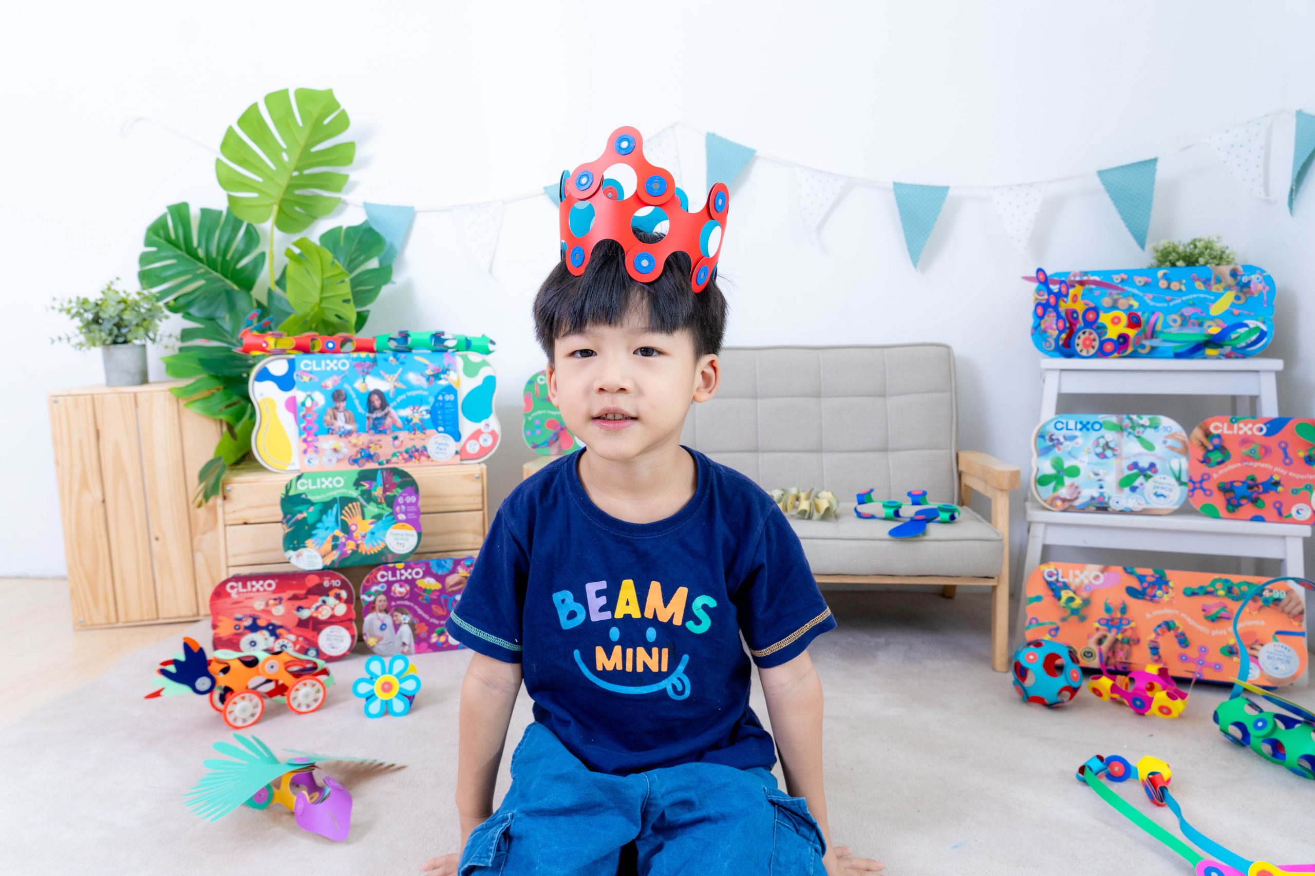 磁力片新玩法【美國Clixo創樂多磁力片:不只2D平面,還能3D變化+戴上身】史上最讚茜茜獨家套組~孩子超愛! 磁力片新玩法【美國Clixo創樂多磁力片:不只2D平面,還能3D變化+戴上身】史上最讚茜茜獨家套組~孩子超愛!