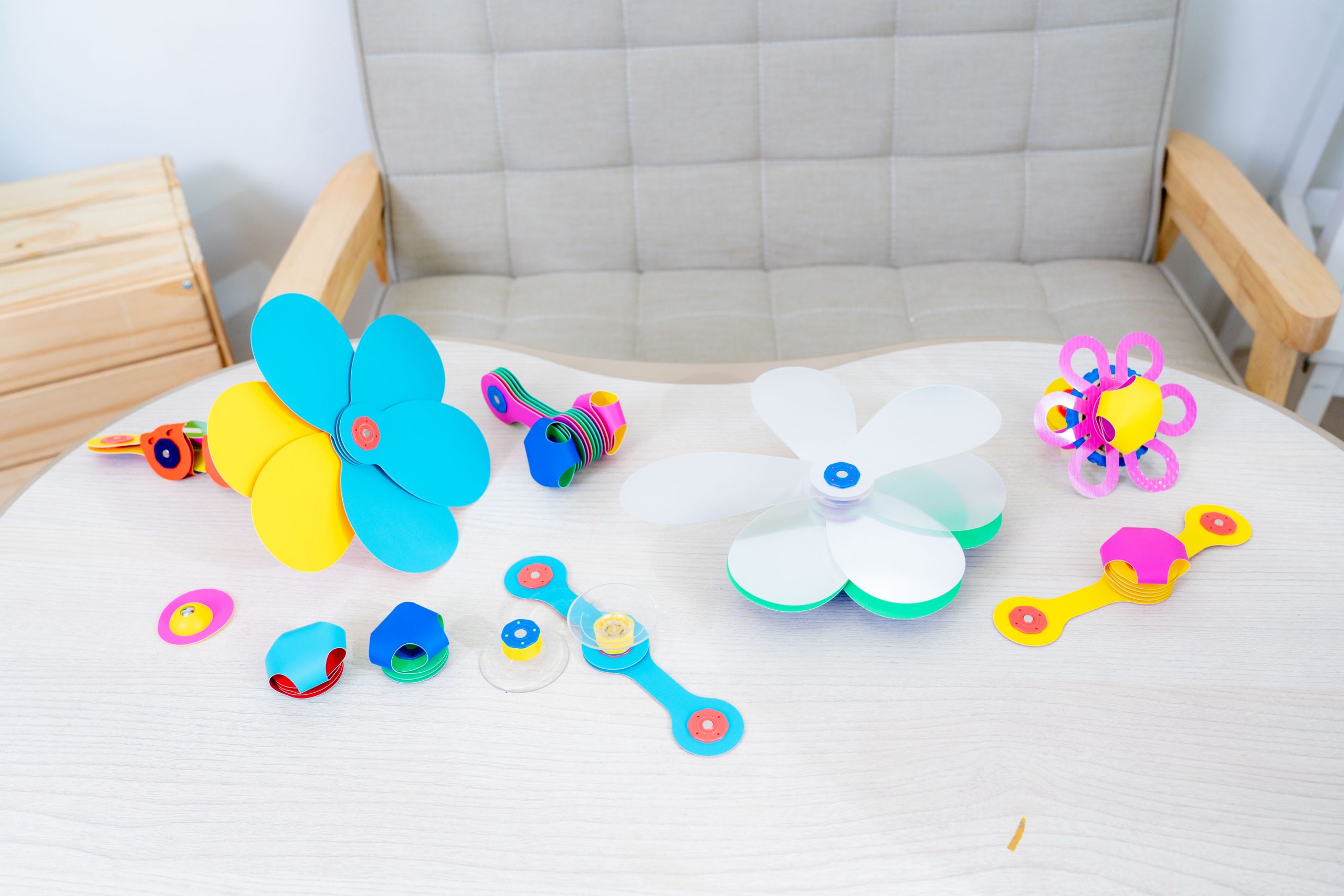 磁力片新玩法【美國Clixo創樂多磁力片:不只2D平面,還能3D變化+戴上身】史上最讚茜茜獨家套組~孩子超愛! 磁力片新玩法【美國Clixo創樂多磁力片:不只2D平面,還能3D變化+戴上身】史上最讚茜茜獨家套組~孩子超愛!