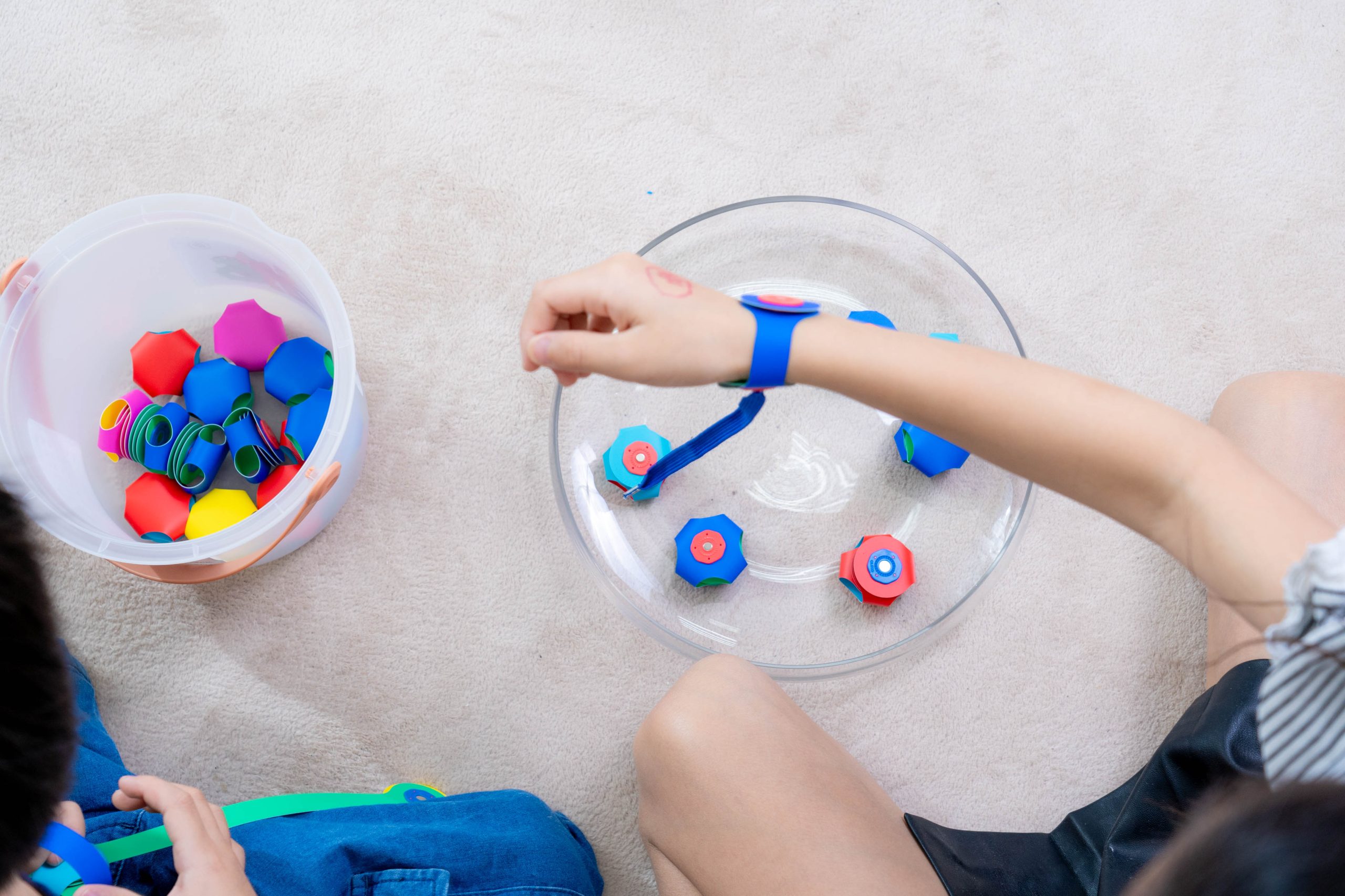 磁力片新玩法【美國Clixo創樂多磁力片:不只2D平面,還能3D變化+戴上身】史上最讚茜茜獨家套組~孩子超愛! 磁力片新玩法【美國Clixo創樂多磁力片:不只2D平面,還能3D變化+戴上身】史上最讚茜茜獨家套組~孩子超愛!