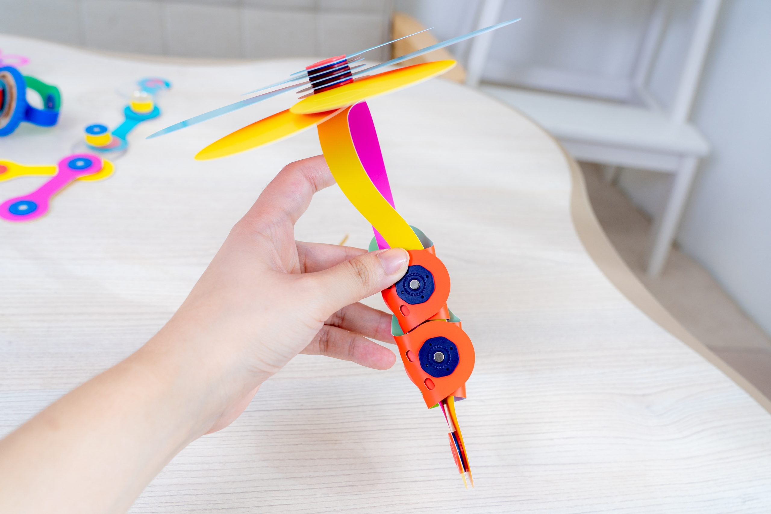 磁力片新玩法【美國Clixo創樂多磁力片:不只2D平面,還能3D變化+戴上身】史上最讚茜茜獨家套組~孩子超愛! 磁力片新玩法【美國Clixo創樂多磁力片:不只2D平面,還能3D變化+戴上身】史上最讚茜茜獨家套組~孩子超愛!