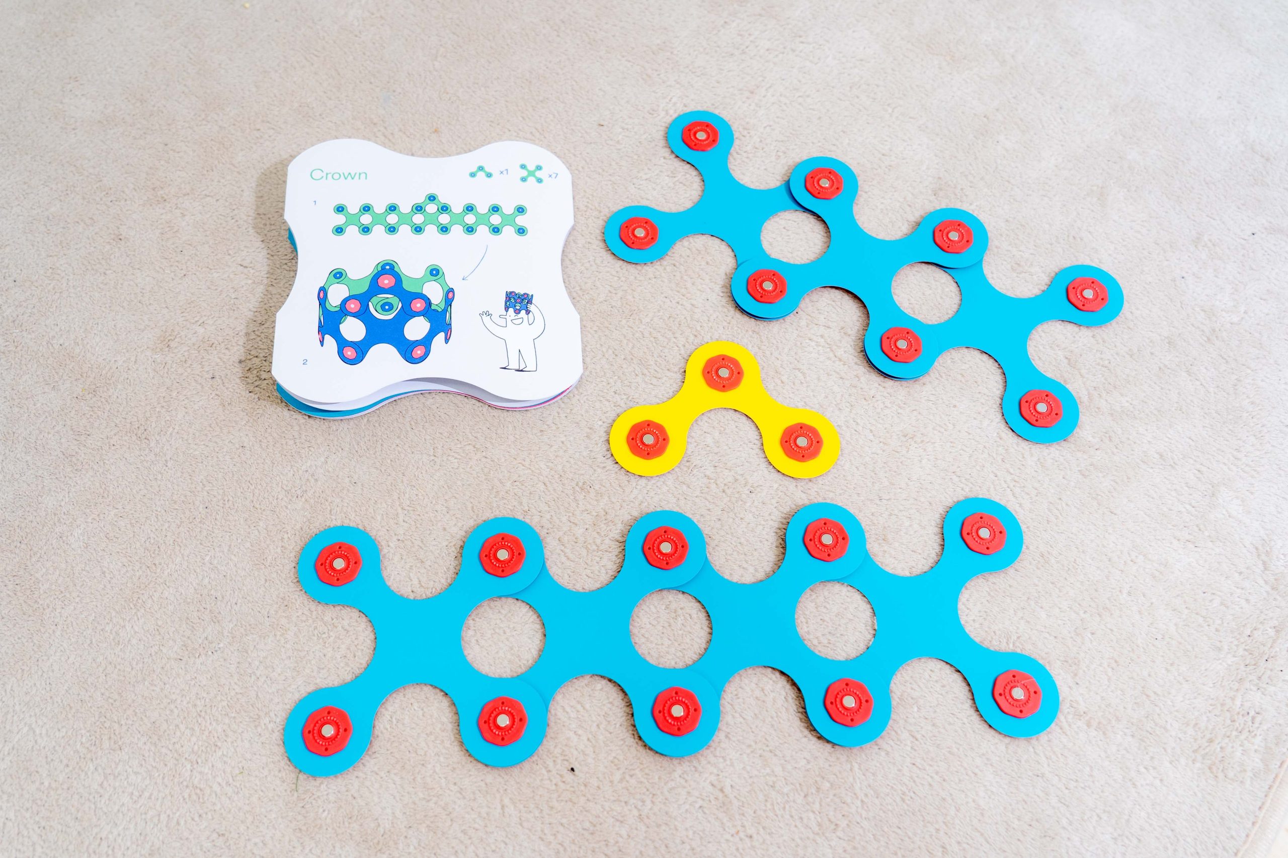 磁力片新玩法【美國Clixo創樂多磁力片:不只2D平面,還能3D變化+戴上身】史上最讚茜茜獨家套組~孩子超愛! 磁力片新玩法【美國Clixo創樂多磁力片:不只2D平面,還能3D變化+戴上身】史上最讚茜茜獨家套組~孩子超愛!