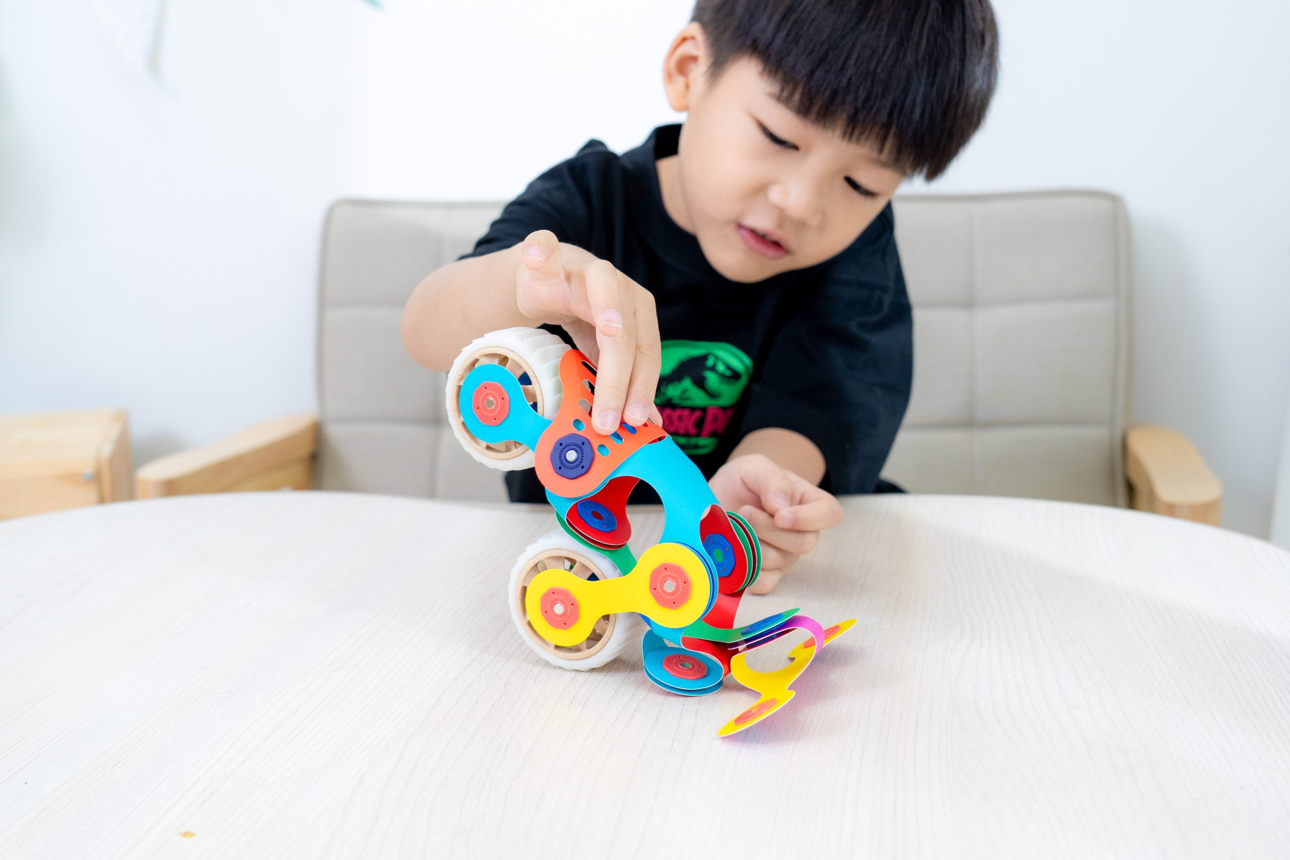 磁力片新玩法【美國Clixo創樂多磁力片:不只2D平面,還能3D變化+戴上身】史上最讚茜茜獨家套組~孩子超愛! 磁力片新玩法【美國Clixo創樂多磁力片:不只2D平面,還能3D變化+戴上身】史上最讚茜茜獨家套組~孩子超愛!