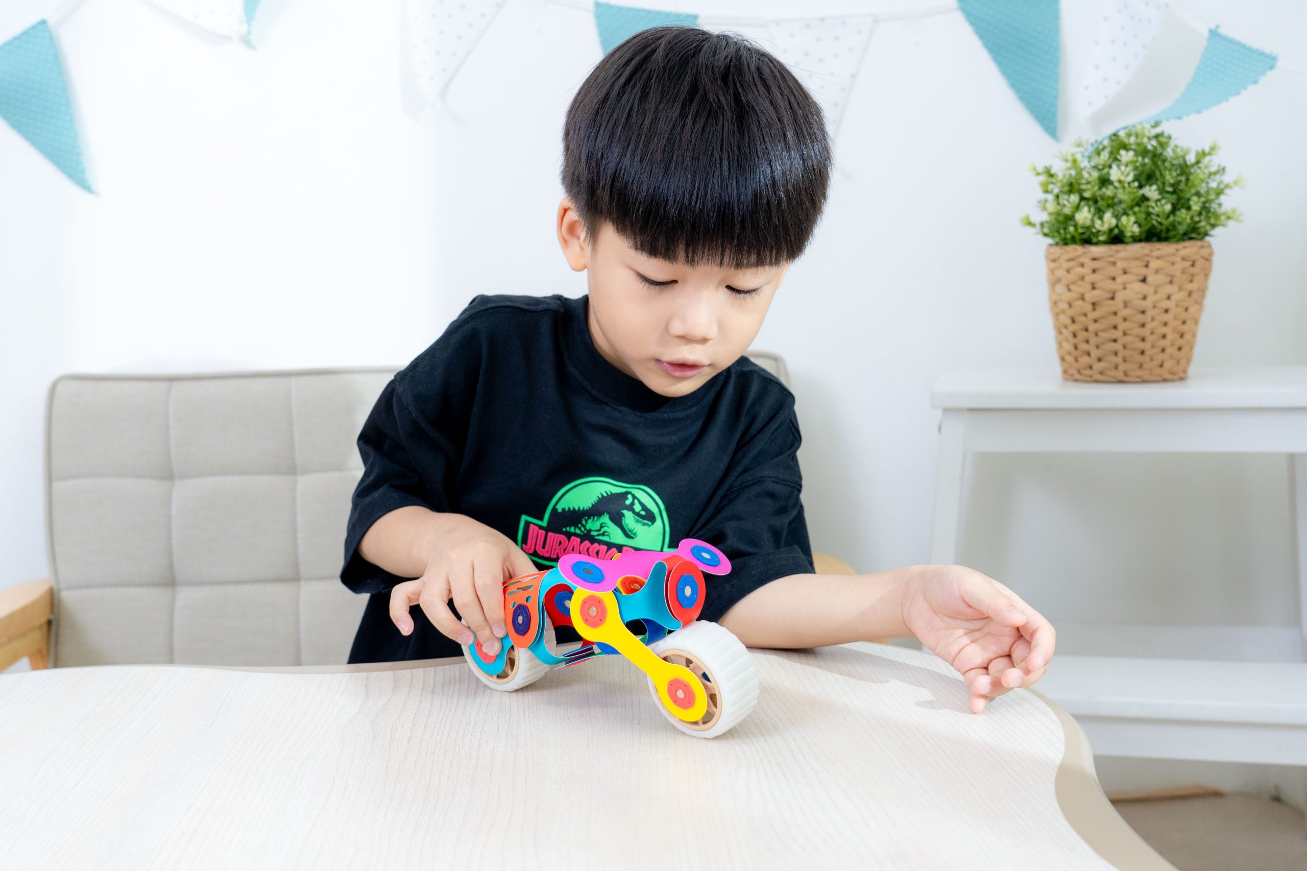 磁力片新玩法【美國Clixo創樂多磁力片:不只2D平面,還能3D變化+戴上身】史上最讚茜茜獨家套組~孩子超愛! 磁力片新玩法【美國Clixo創樂多磁力片:不只2D平面,還能3D變化+戴上身】史上最讚茜茜獨家套組~孩子超愛!