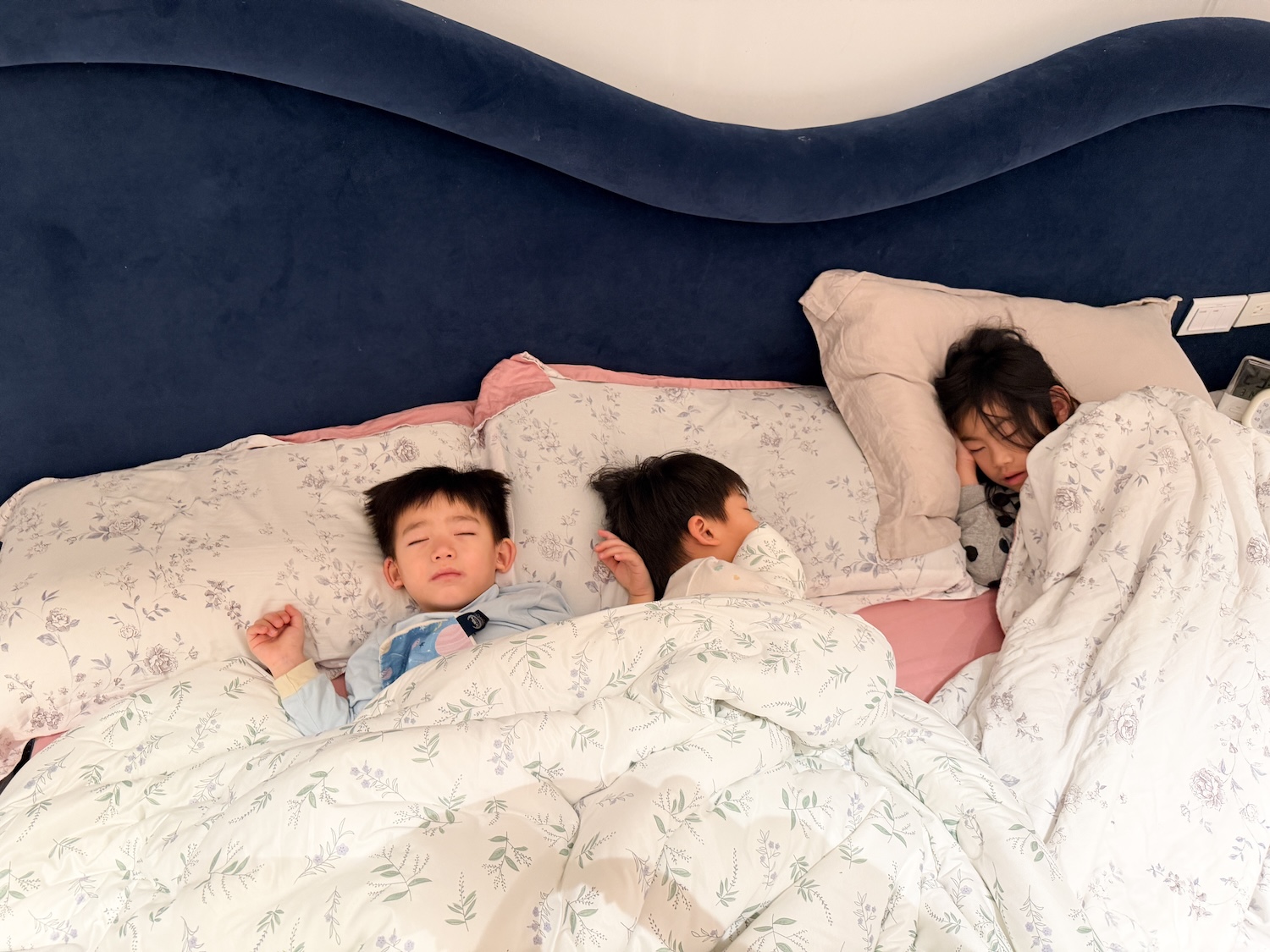 陪伴孩子每一天。發展無限想像力【韓國Kokozi智慧有聲故事屋｜音樂、故事、好習慣、雙語學習、情緒認知、科普知識】茜團獨家-新品首發3款～最高現省數千元！