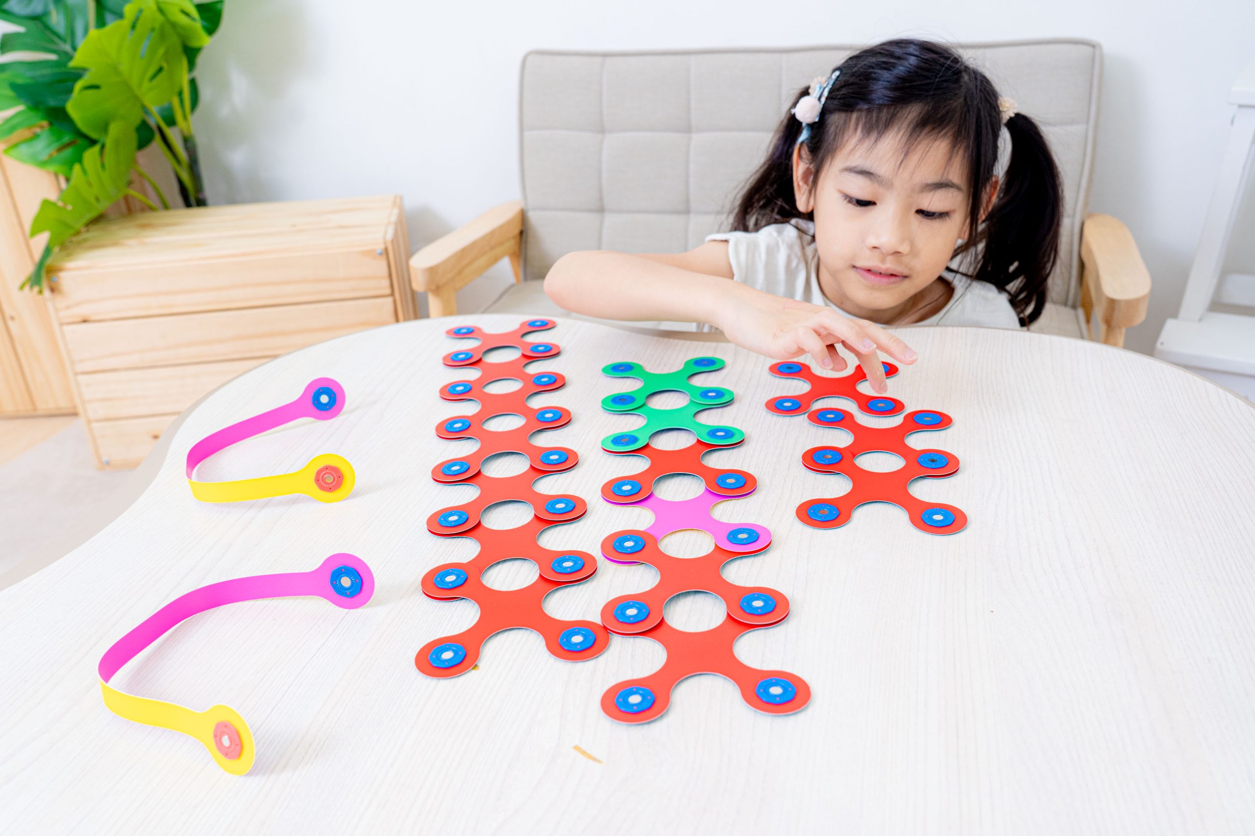 磁力片新玩法【美國Clixo創樂多磁力片:不只2D平面,還能3D變化+戴上身】史上最讚茜茜獨家套組~孩子超愛! 磁力片新玩法【美國Clixo創樂多磁力片:不只2D平面,還能3D變化+戴上身】史上最讚茜茜獨家套組~孩子超愛!