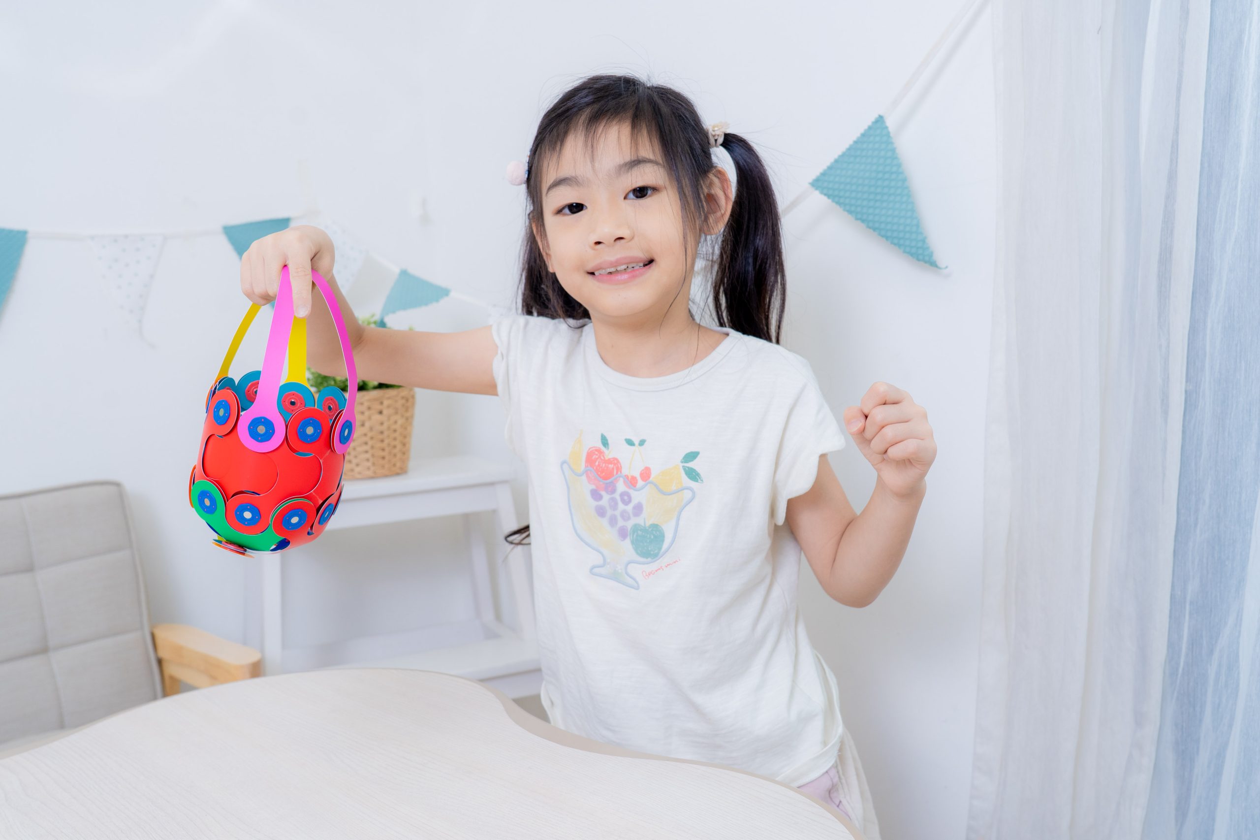 磁力片新玩法【美國Clixo創樂多磁力片:不只2D平面,還能3D變化+戴上身】史上最讚茜茜獨家套組~孩子超愛! 磁力片新玩法【美國Clixo創樂多磁力片:不只2D平面,還能3D變化+戴上身】史上最讚茜茜獨家套組~孩子超愛!