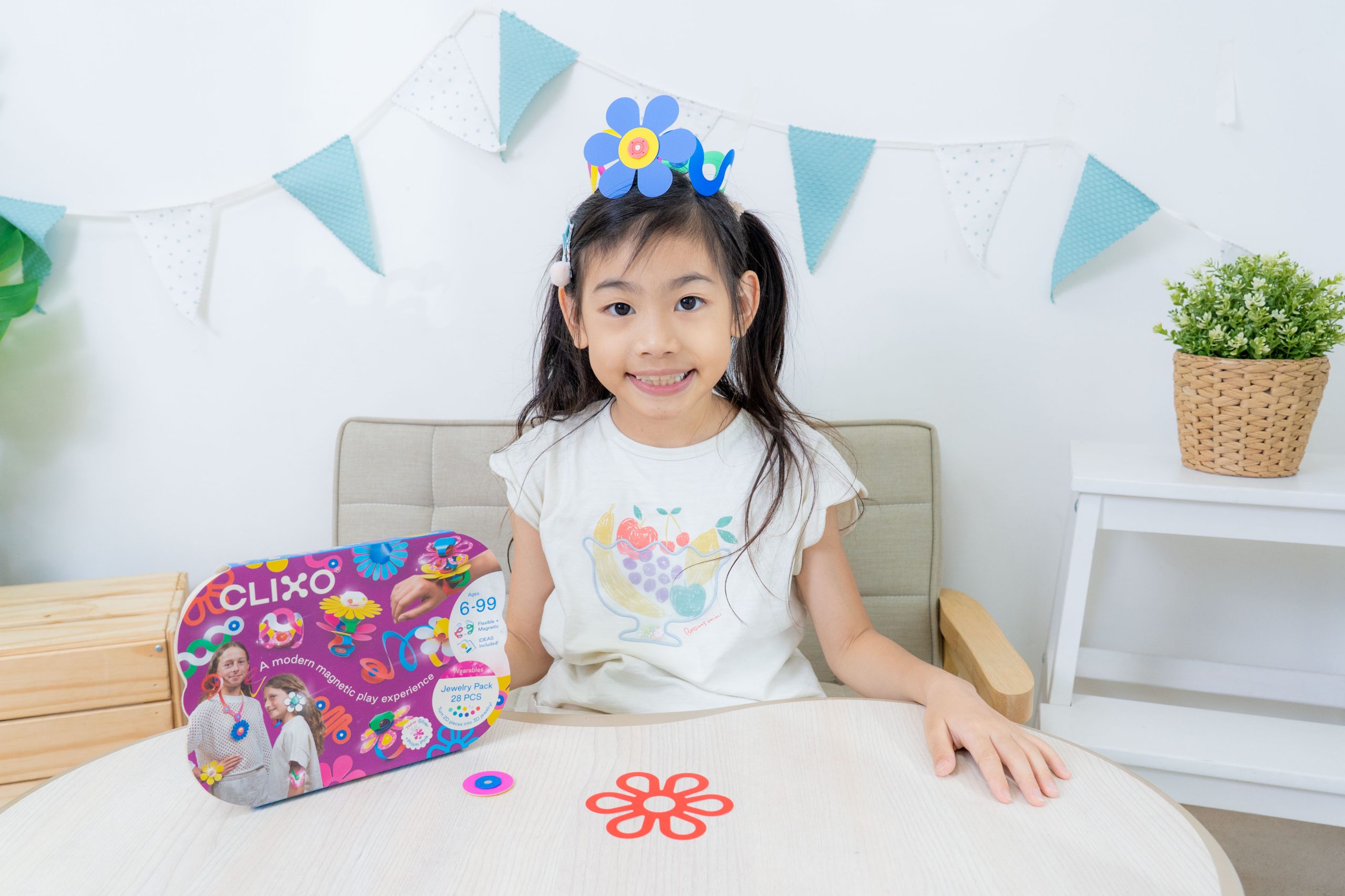 磁力片新玩法【美國Clixo創樂多磁力片:不只2D平面,還能3D變化+戴上身】史上最讚茜茜獨家套組~孩子超愛! 磁力片新玩法【美國Clixo創樂多磁力片:不只2D平面,還能3D變化+戴上身】史上最讚茜茜獨家套組~孩子超愛!