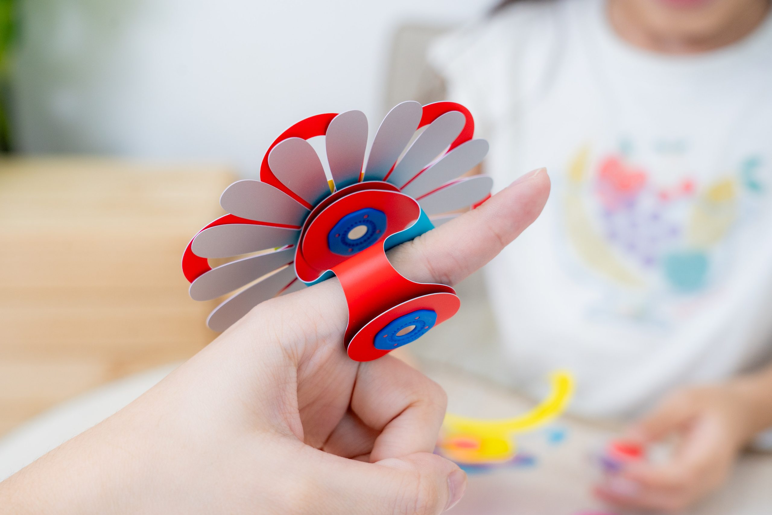 磁力片新玩法【美國Clixo創樂多磁力片:不只2D平面,還能3D變化+戴上身】史上最讚茜茜獨家套組~孩子超愛! 磁力片新玩法【美國Clixo創樂多磁力片:不只2D平面,還能3D變化+戴上身】史上最讚茜茜獨家套組~孩子超愛!