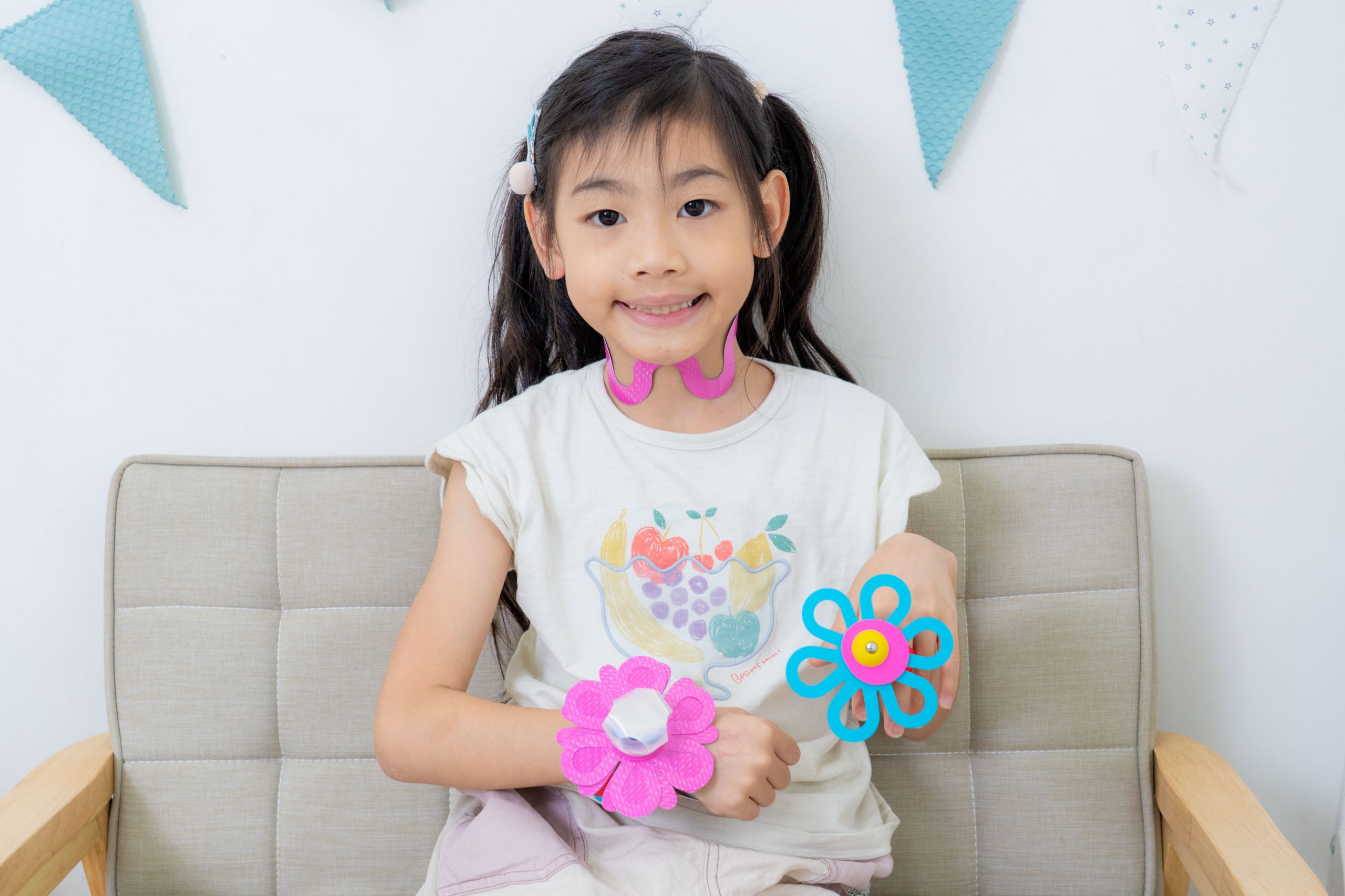 磁力片新玩法【美國Clixo創樂多磁力片:不只2D平面,還能3D變化+戴上身】史上最讚茜茜獨家套組~孩子超愛! 磁力片新玩法【美國Clixo創樂多磁力片:不只2D平面,還能3D變化+戴上身】史上最讚茜茜獨家套組~孩子超愛!