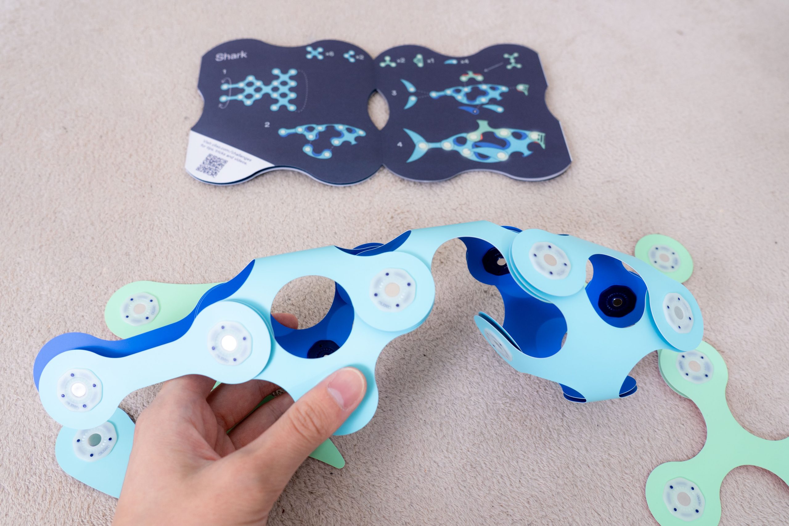 磁力片新玩法【美國Clixo創樂多磁力片:不只2D平面,還能3D變化+戴上身】史上最讚茜茜獨家套組~孩子超愛! 磁力片新玩法【美國Clixo創樂多磁力片:不只2D平面,還能3D變化+戴上身】史上最讚茜茜獨家套組~孩子超愛!