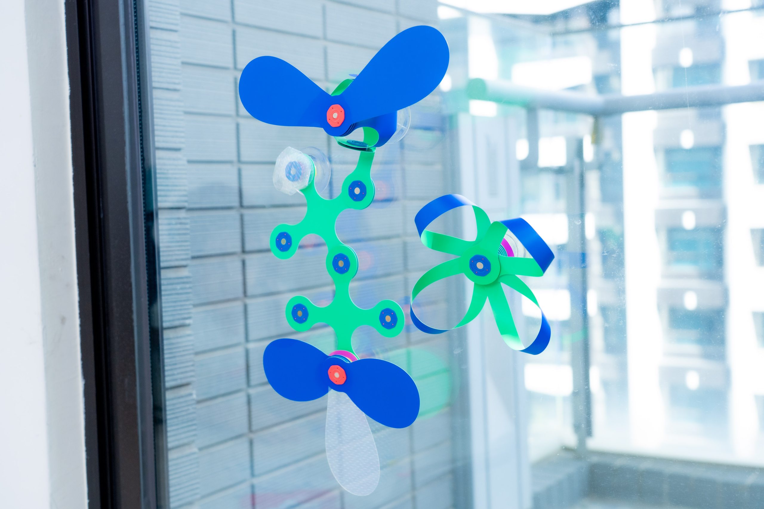 磁力片新玩法【美國Clixo創樂多磁力片:不只2D平面,還能3D變化+戴上身】史上最讚茜茜獨家套組~孩子超愛! 磁力片新玩法【美國Clixo創樂多磁力片:不只2D平面,還能3D變化+戴上身】史上最讚茜茜獨家套組~孩子超愛!