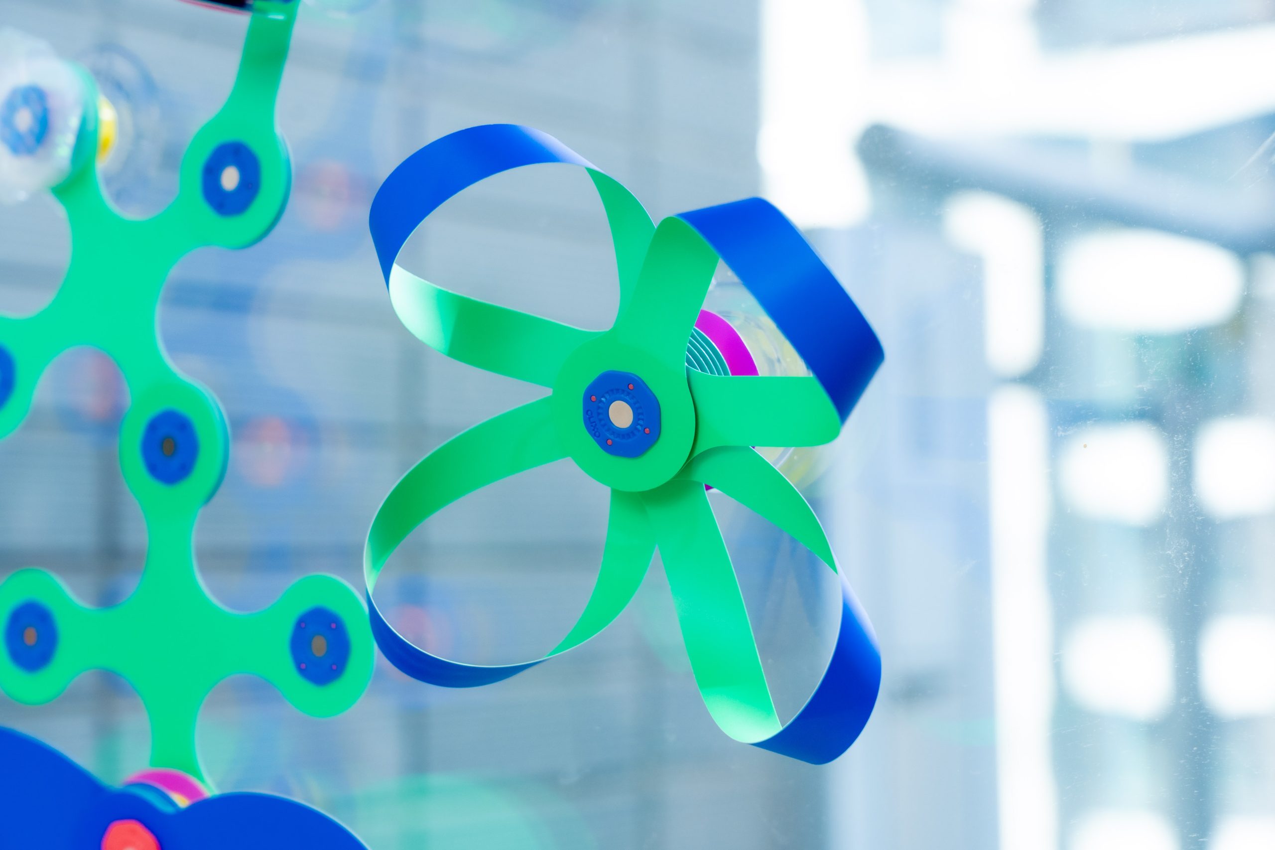 磁力片新玩法【美國Clixo創樂多磁力片:不只2D平面,還能3D變化+戴上身】史上最讚茜茜獨家套組~孩子超愛! 磁力片新玩法【美國Clixo創樂多磁力片:不只2D平面,還能3D變化+戴上身】史上最讚茜茜獨家套組~孩子超愛!