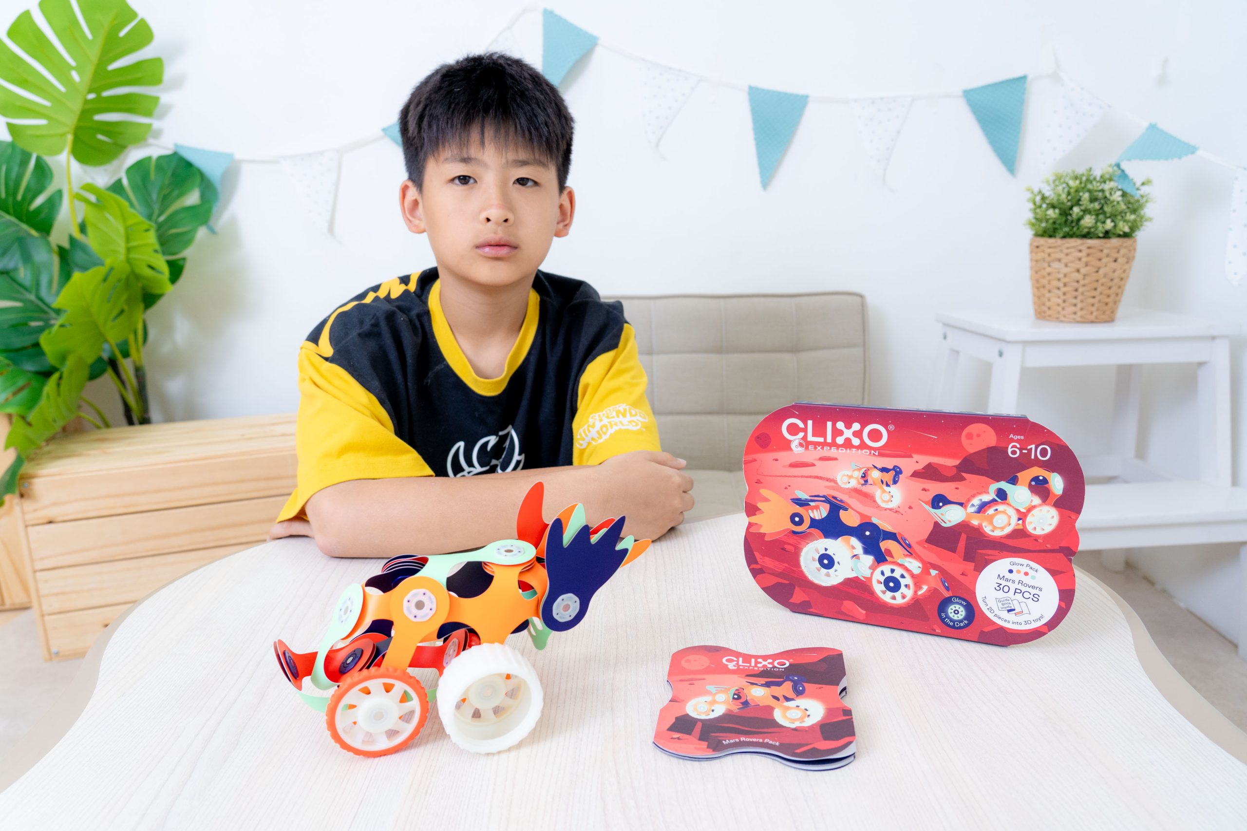 磁力片新玩法【美國Clixo創樂多磁力片:不只2D平面,還能3D變化+戴上身】史上最讚茜茜獨家套組~孩子超愛! 磁力片新玩法【美國Clixo創樂多磁力片:不只2D平面,還能3D變化+戴上身】史上最讚茜茜獨家套組~孩子超愛!