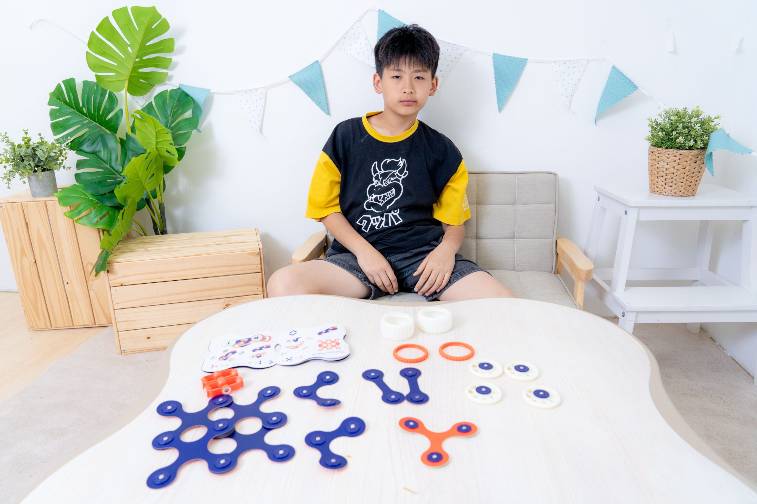 磁力片新玩法【美國Clixo創樂多磁力片:不只2D平面,還能3D變化+戴上身】史上最讚茜茜獨家套組~孩子超愛! 磁力片新玩法【美國Clixo創樂多磁力片:不只2D平面,還能3D變化+戴上身】史上最讚茜茜獨家套組~孩子超愛!