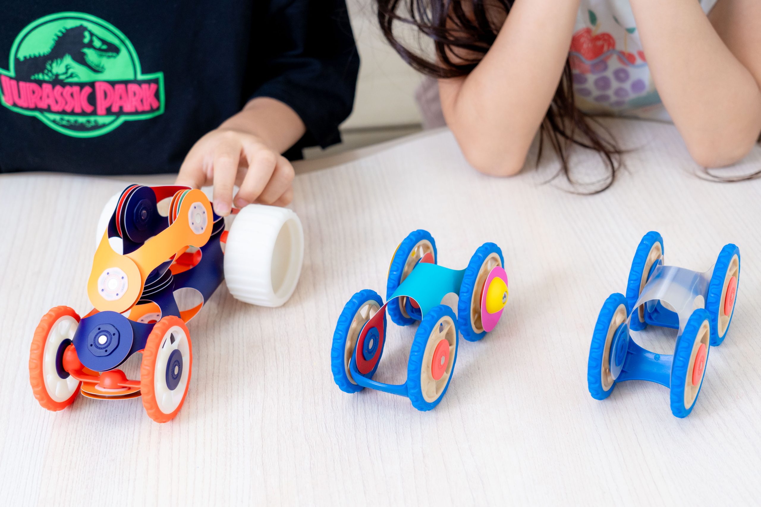 磁力片新玩法【美國Clixo創樂多磁力片:不只2D平面,還能3D變化+戴上身】史上最讚茜茜獨家套組~孩子超愛! 磁力片新玩法【美國Clixo創樂多磁力片:不只2D平面,還能3D變化+戴上身】史上最讚茜茜獨家套組~孩子超愛!