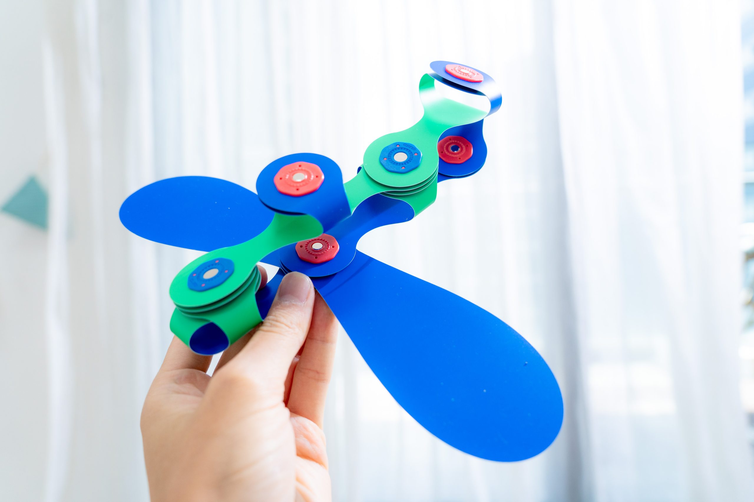 磁力片新玩法【美國Clixo創樂多磁力片:不只2D平面,還能3D變化+戴上身】史上最讚茜茜獨家套組~孩子超愛! 磁力片新玩法【美國Clixo創樂多磁力片:不只2D平面,還能3D變化+戴上身】史上最讚茜茜獨家套組~孩子超愛!