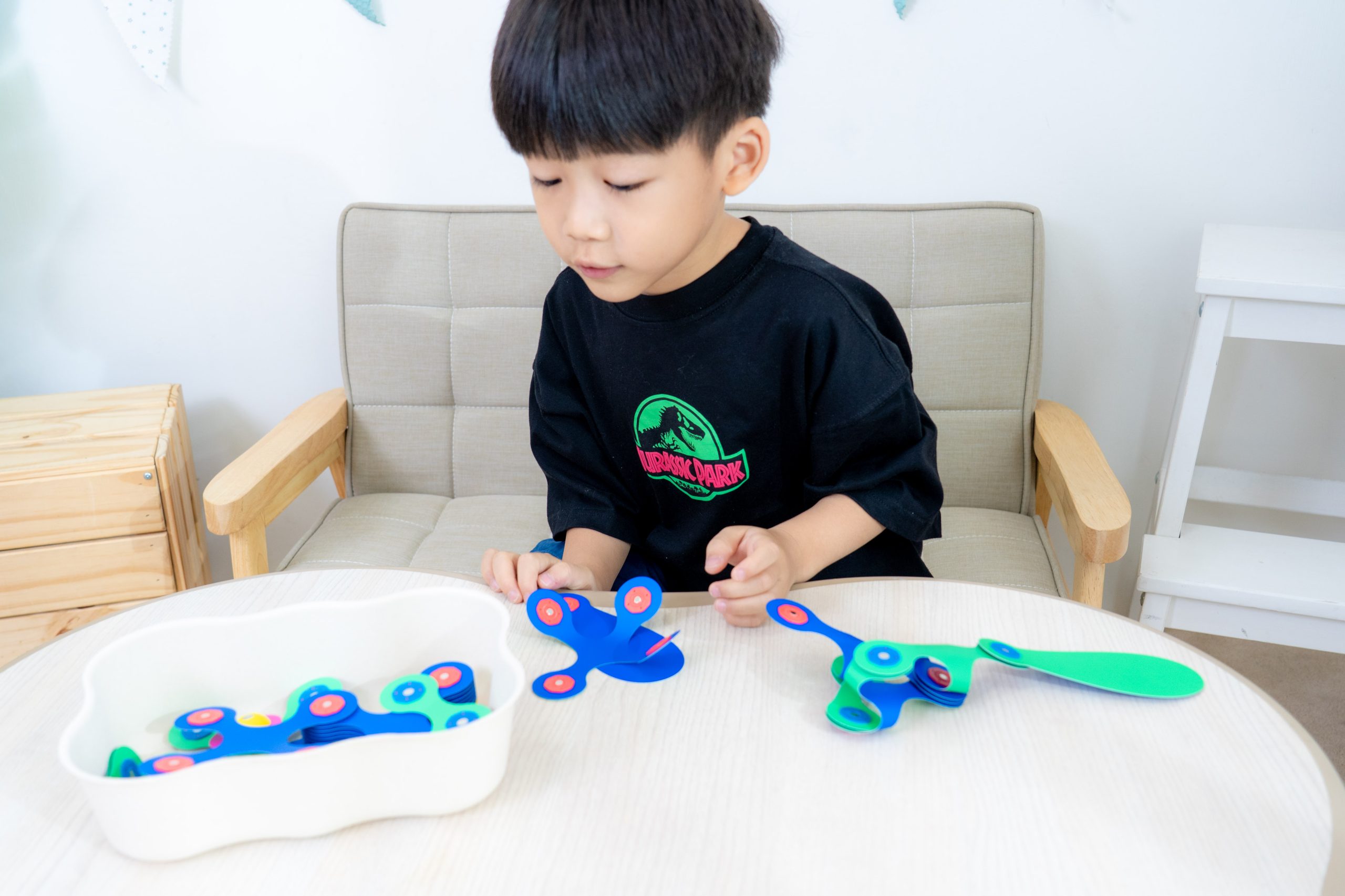 磁力片新玩法【美國Clixo創樂多磁力片:不只2D平面,還能3D變化+戴上身】史上最讚茜茜獨家套組~孩子超愛! 磁力片新玩法【美國Clixo創樂多磁力片:不只2D平面,還能3D變化+戴上身】史上最讚茜茜獨家套組~孩子超愛!