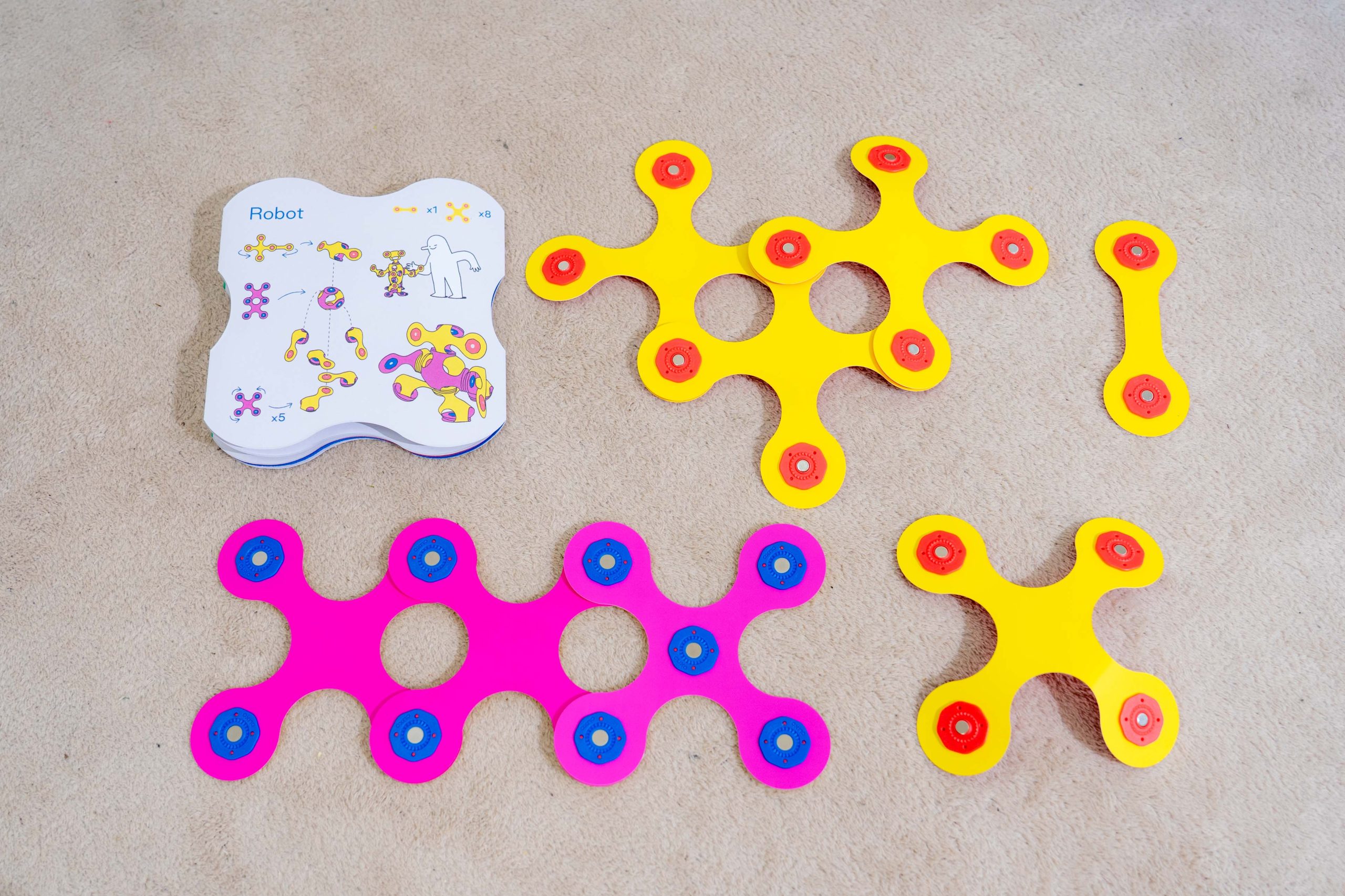 磁力片新玩法【美國Clixo創樂多磁力片:不只2D平面,還能3D變化+戴上身】史上最讚茜茜獨家套組~孩子超愛! 磁力片新玩法【美國Clixo創樂多磁力片:不只2D平面,還能3D變化+戴上身】史上最讚茜茜獨家套組~孩子超愛!