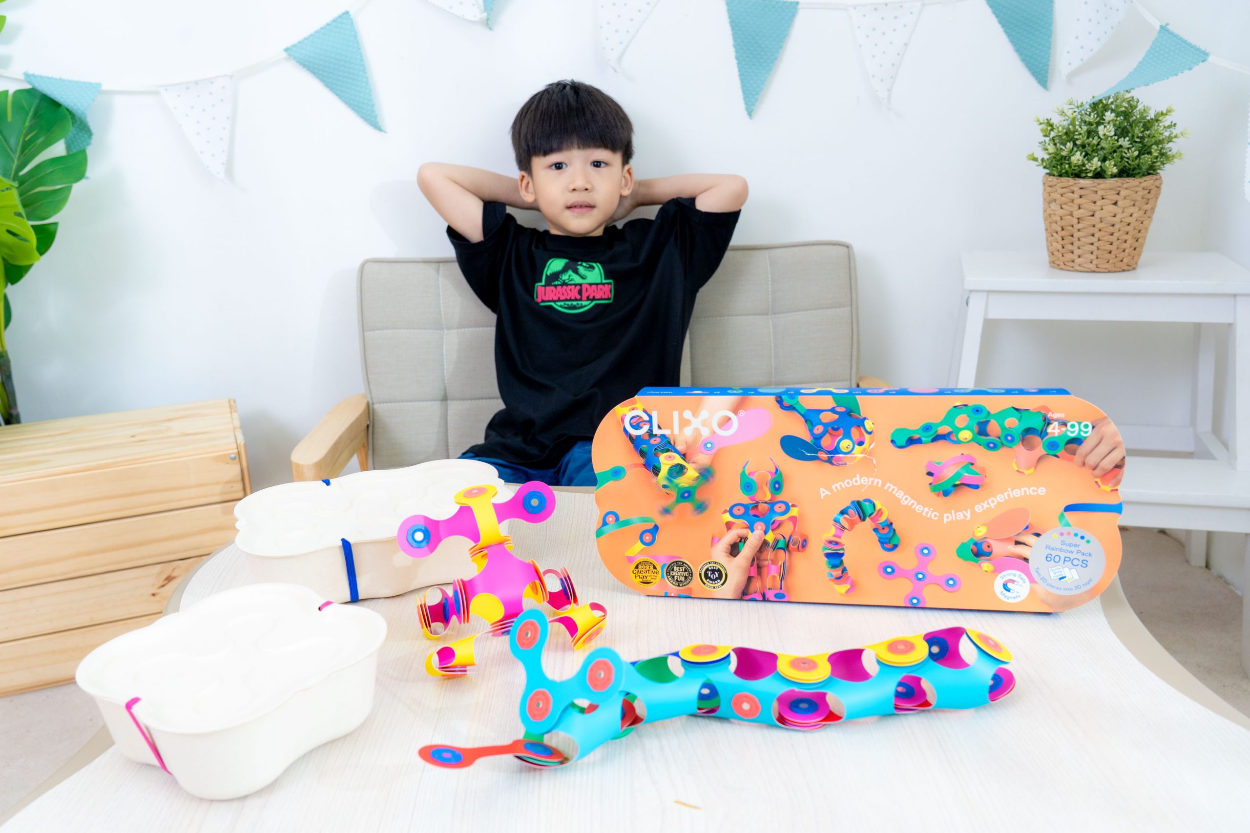 磁力片新玩法【美國Clixo創樂多磁力片:不只2D平面,還能3D變化+戴上身】史上最讚茜茜獨家套組~孩子超愛! 磁力片新玩法【美國Clixo創樂多磁力片:不只2D平面,還能3D變化+戴上身】史上最讚茜茜獨家套組~孩子超愛!