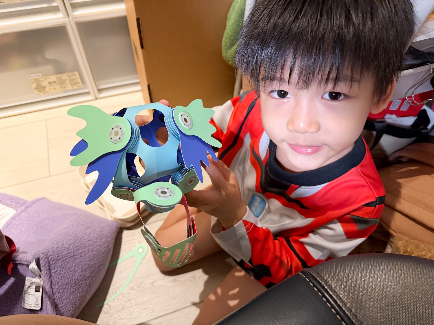 磁力片新玩法【美國Clixo創樂多磁力片:不只2D平面,還能3D變化+戴上身】史上最讚茜茜獨家套組~孩子超愛! 磁力片新玩法【美國Clixo創樂多磁力片:不只2D平面,還能3D變化+戴上身】史上最讚茜茜獨家套組~孩子超愛!