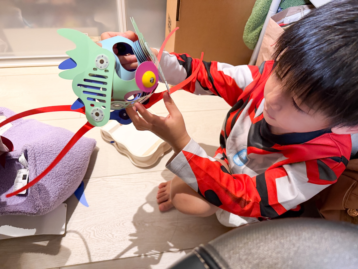 磁力片新玩法【美國Clixo創樂多磁力片:不只2D平面,還能3D變化+戴上身】史上最讚茜茜獨家套組~孩子超愛! 磁力片新玩法【美國Clixo創樂多磁力片:不只2D平面,還能3D變化+戴上身】史上最讚茜茜獨家套組~孩子超愛!