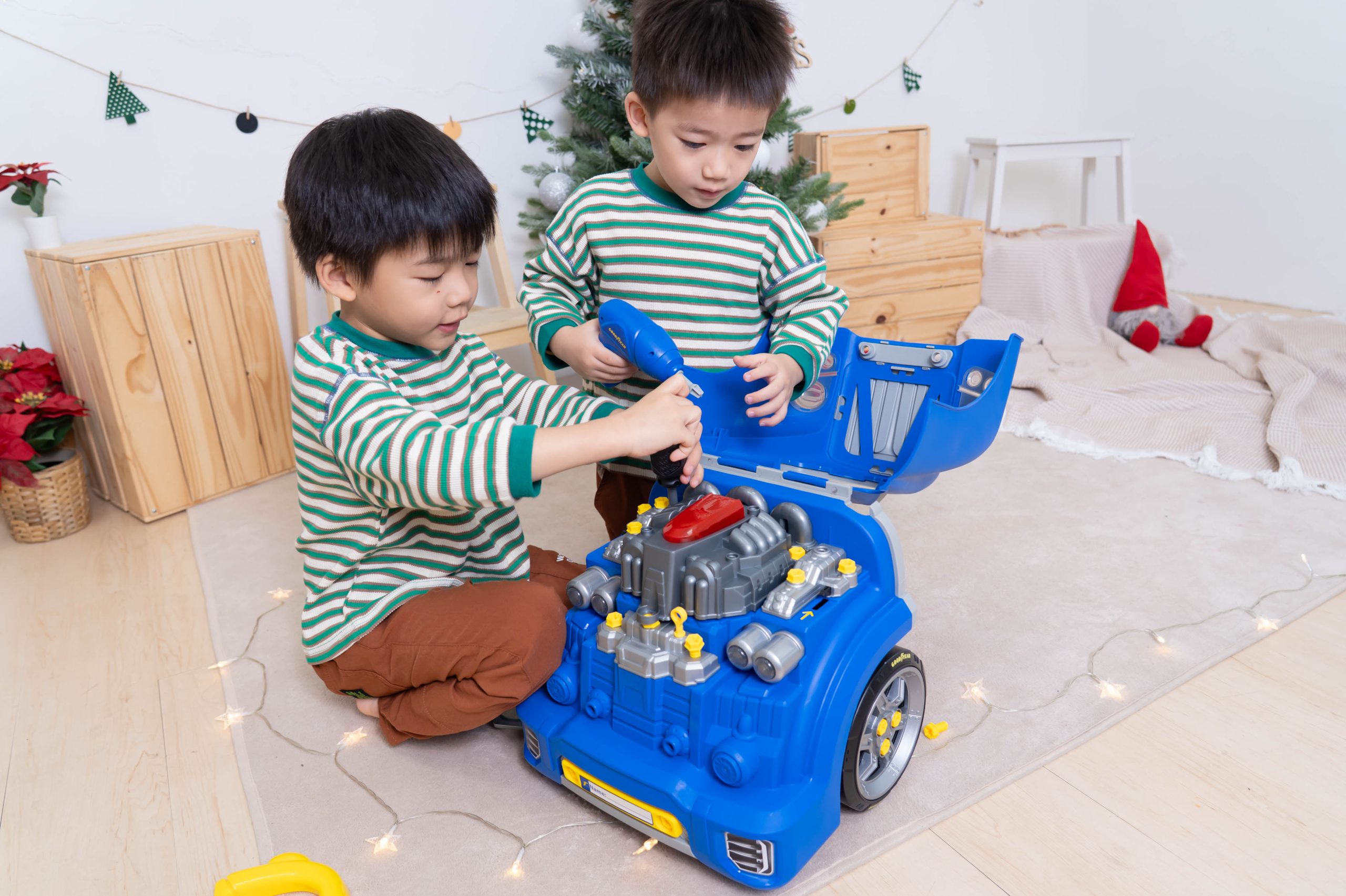 聖誕挑禮不煩惱!茜茜公開「性格客製挑禮密碼」:用最懂孩子的方法選出最對的禮物 聖誕挑禮不煩惱!茜茜公開「性格客製挑禮密碼」:用最懂孩子的方法選出最對的禮物