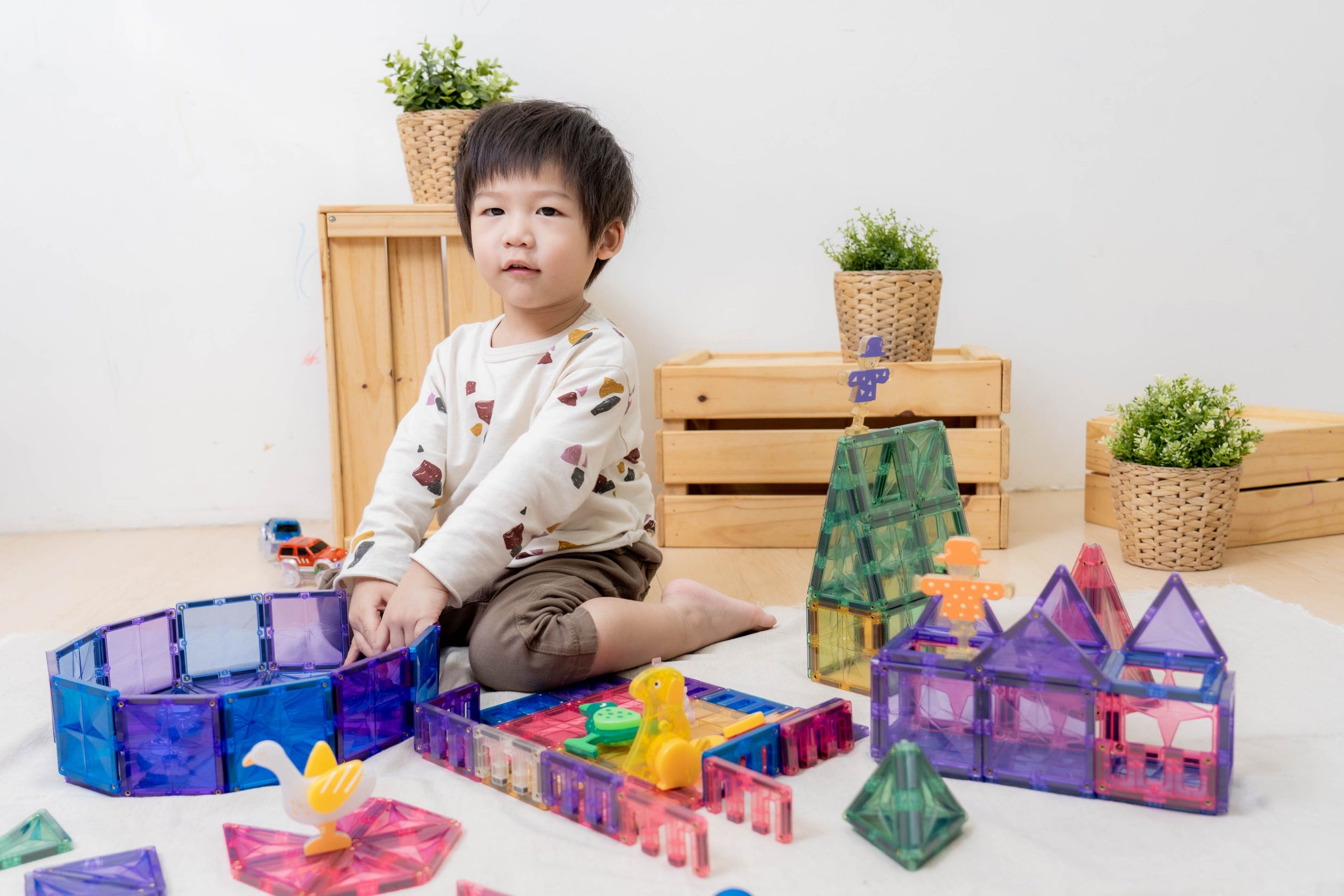 玩出未來創造力【MNTL多彩藝術磁力片、磁力積木、迷你磁力片】0-10歲玩法分享+實玩影片｜茜茜團購推薦