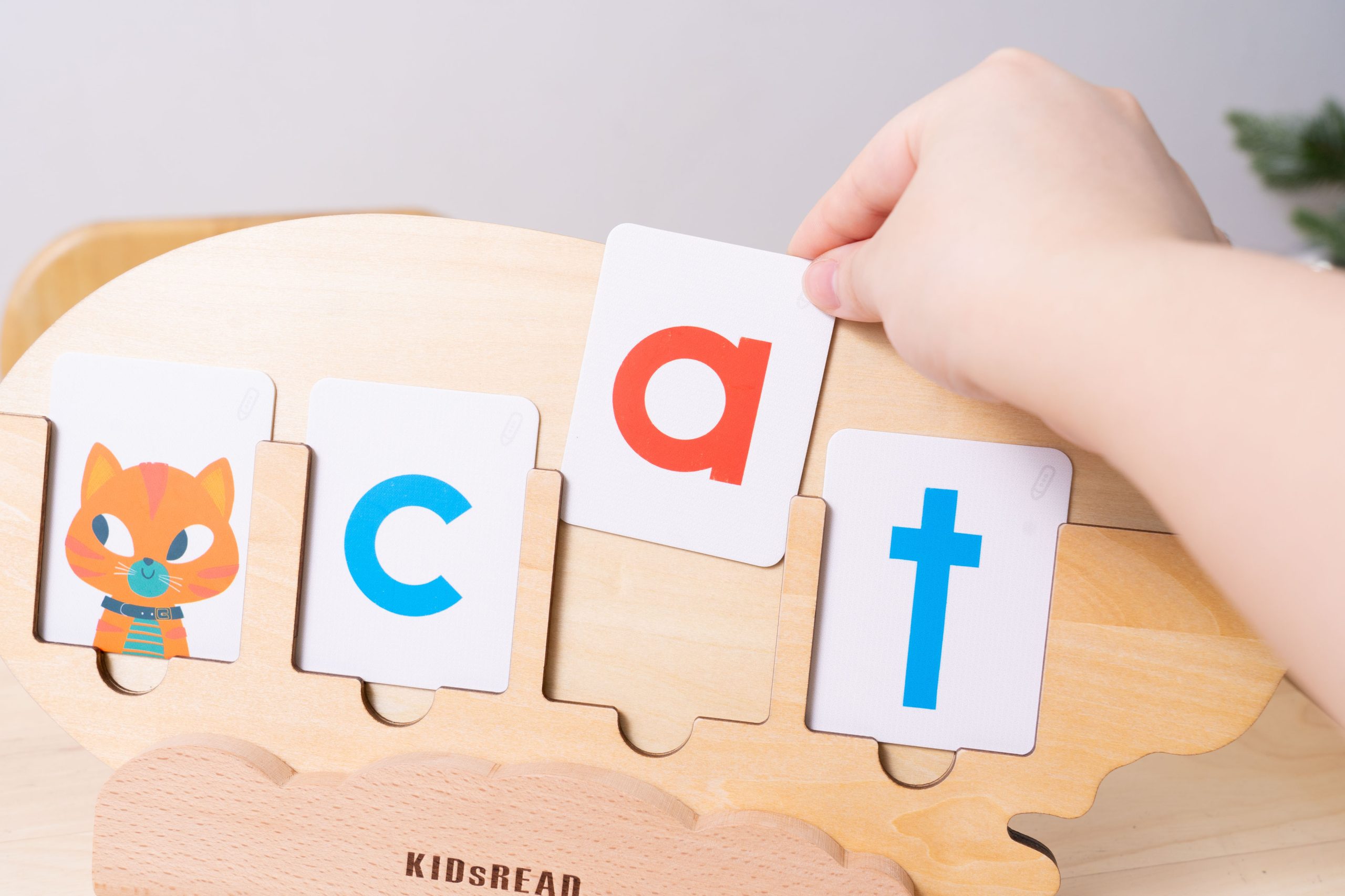 【KidsRead點讀筆x茜茜｜0歲開始～自然學雙語｜幼兒英文篇。茜茜建議適齡書單】