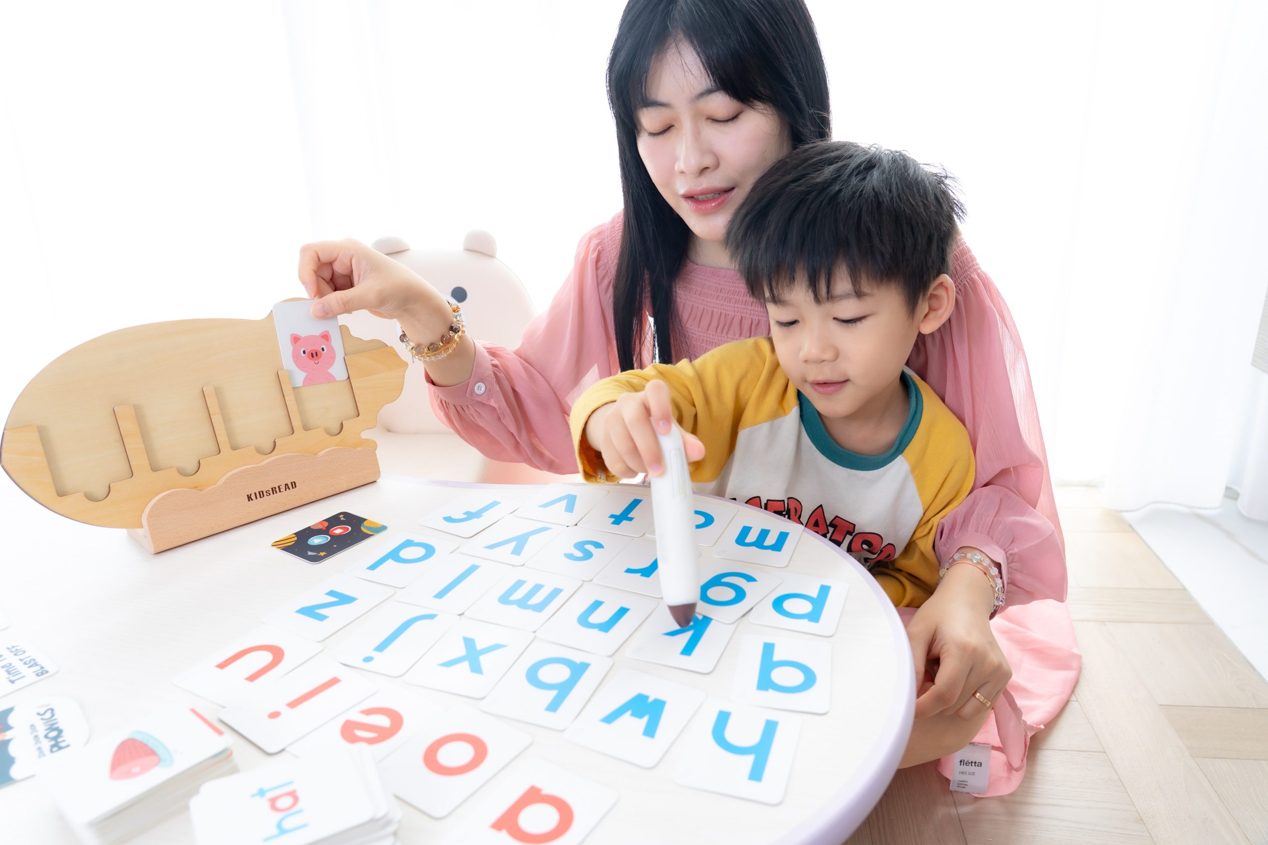 【KidsRead點讀筆x茜茜｜0歲開始～自然學雙語｜幼兒英文篇。茜茜建議適齡書單】
