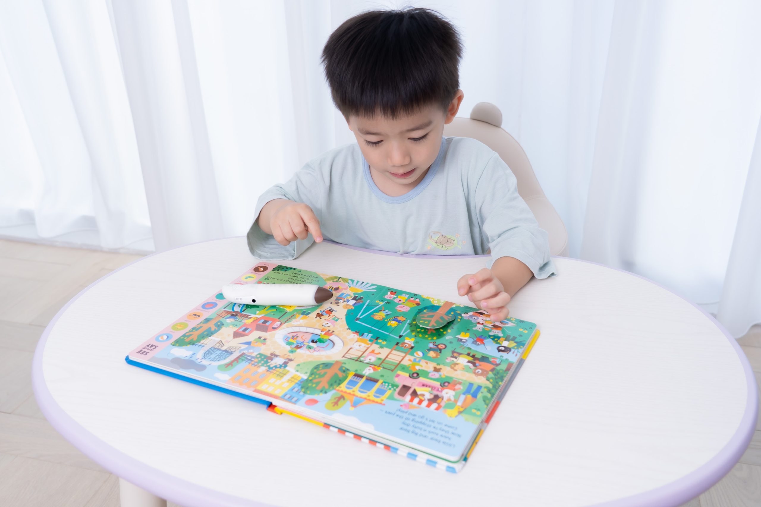 【KidsRead點讀筆x茜茜｜玩樂無痛學語言｜幼兒英文篇。遊戲唱跳系列】