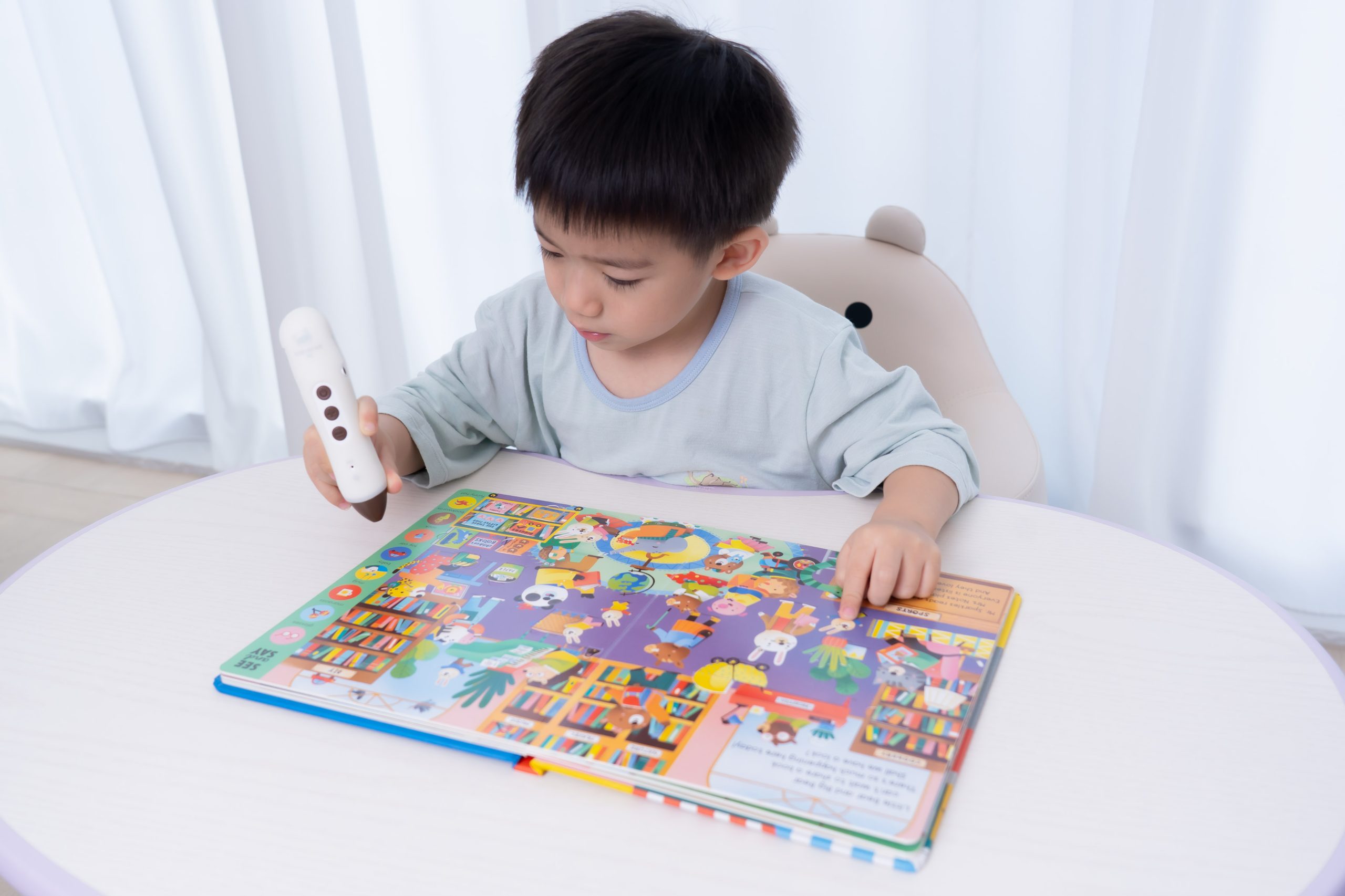 【KidsRead點讀筆x茜茜｜玩樂無痛學語言｜幼兒英文篇。遊戲唱跳系列】